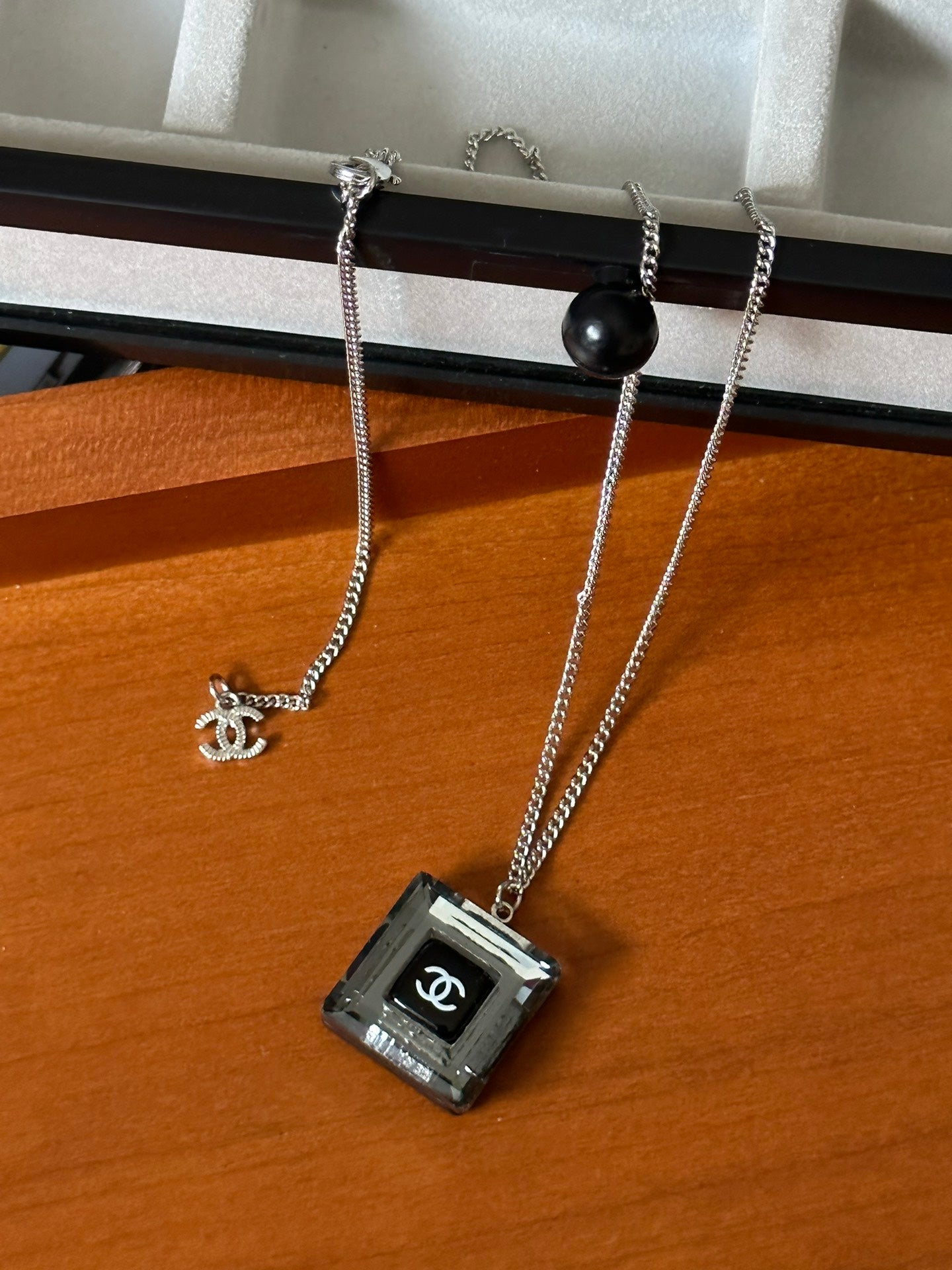 LuxluxHouse Low Price And High Quality Accessories Chanel