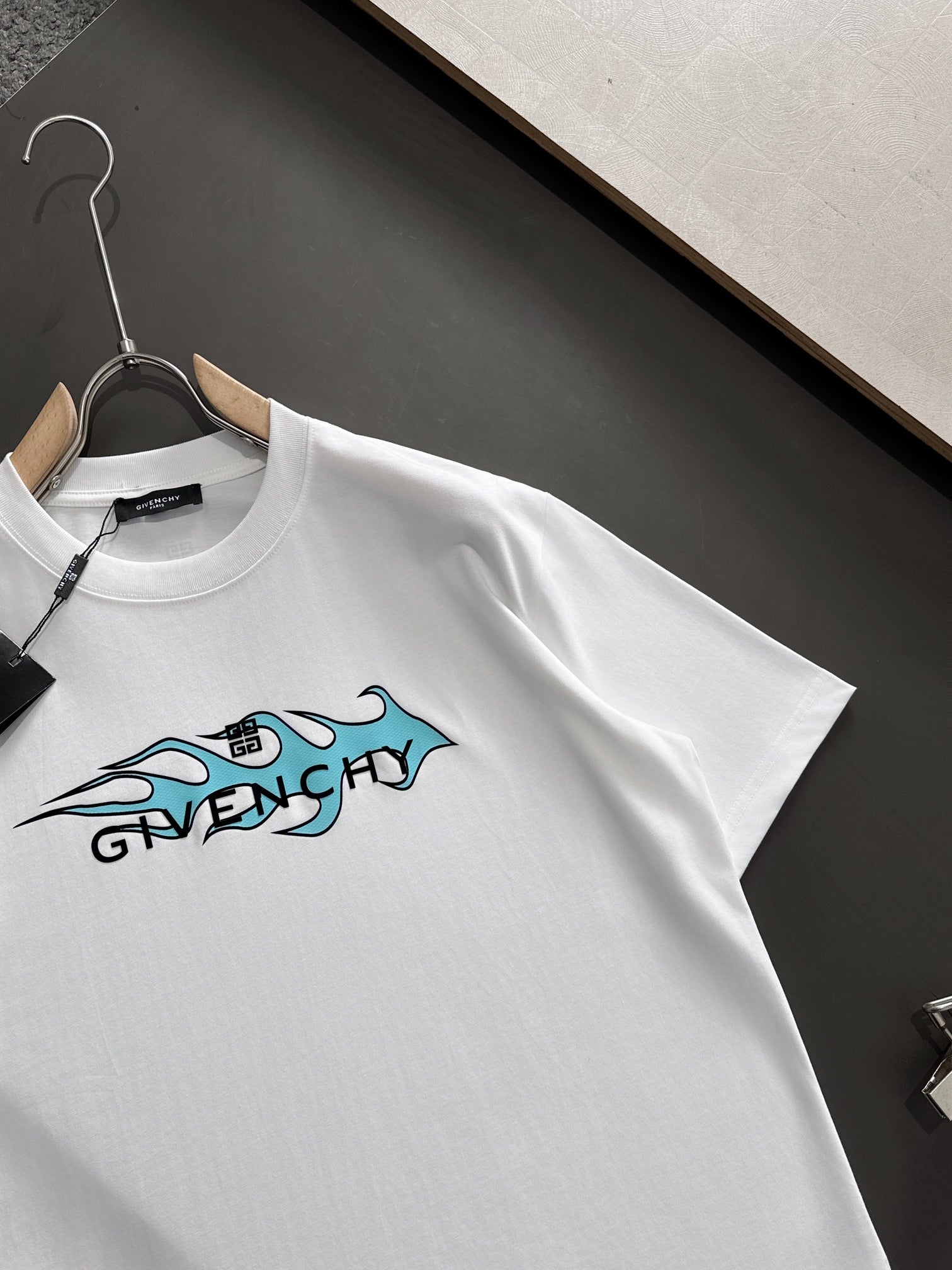 LuxluxHouse Best Quality Clothes Givenchy T-shirt