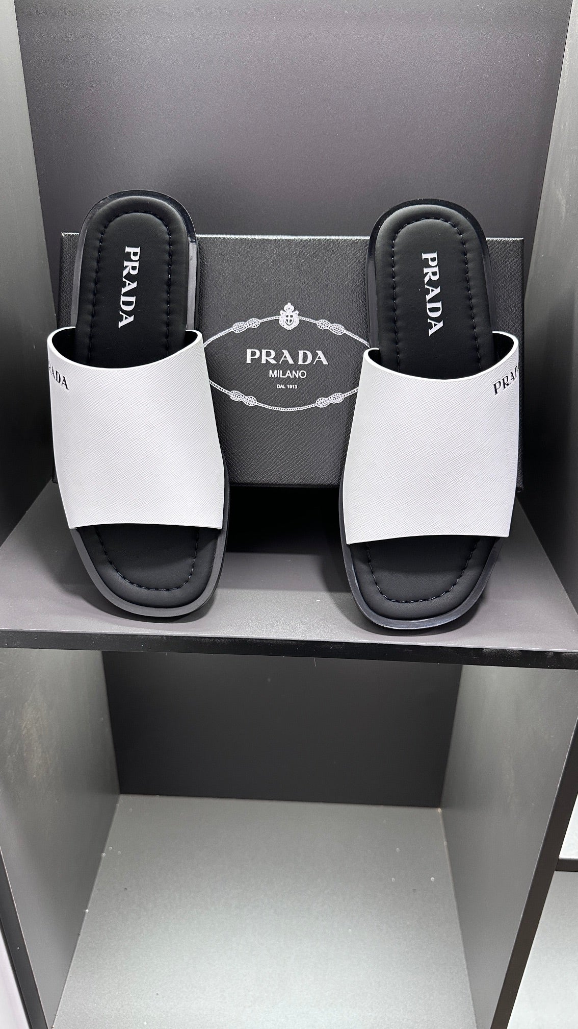 LuxluxHouse Best Quality Sandals Prada