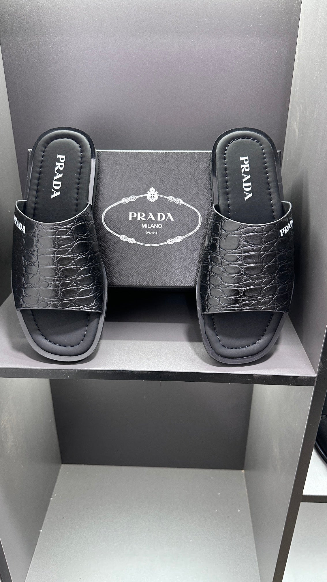 LuxluxHouse Best Quality Sandals Prada