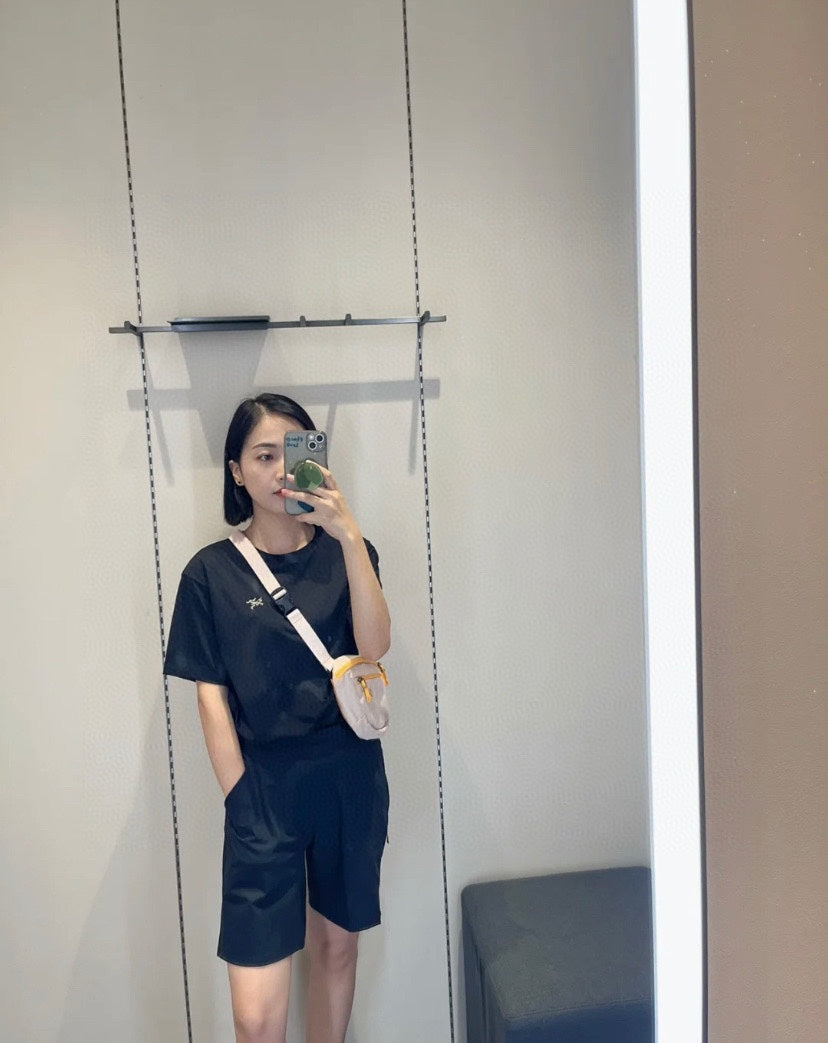 LuxluxHouse Best Quality Clothes T-shirt Arcteryx