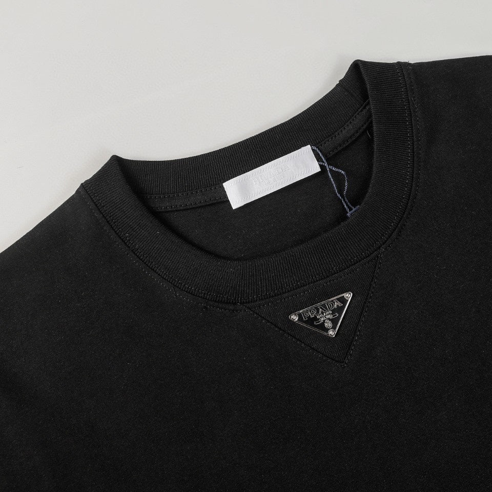 LuxluxHouse Best Quality Clothes T-shirt Prada