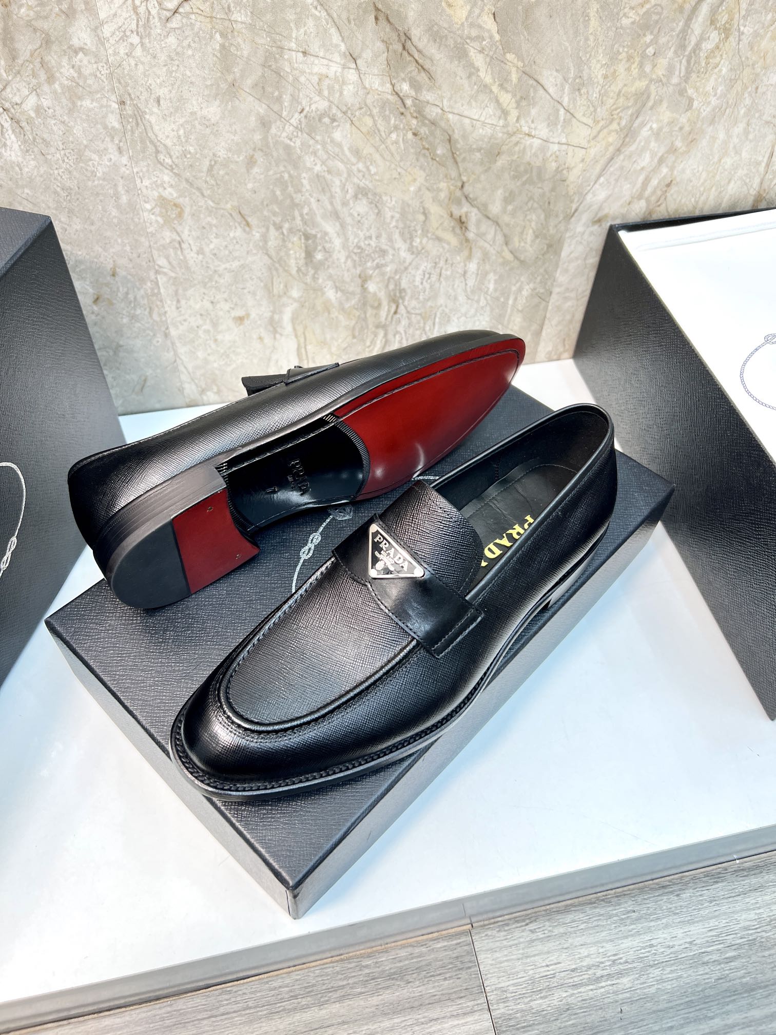 LuxluxHouse Best Quality Shoes Prada
