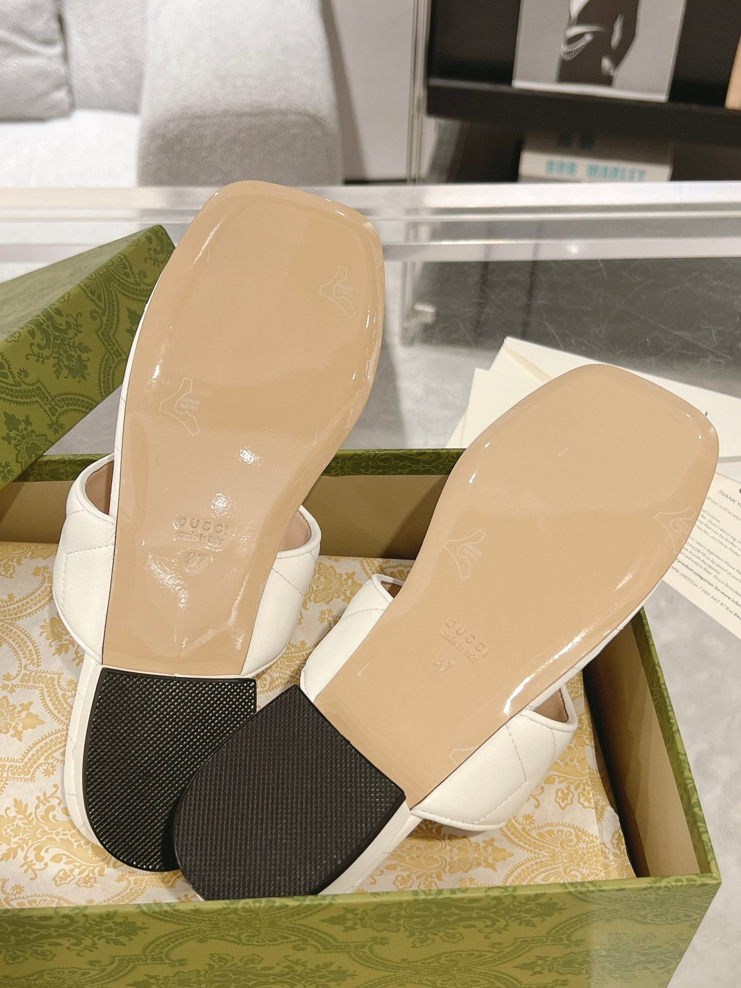LuxluxHouse Best Quality Gucci Women Shoes