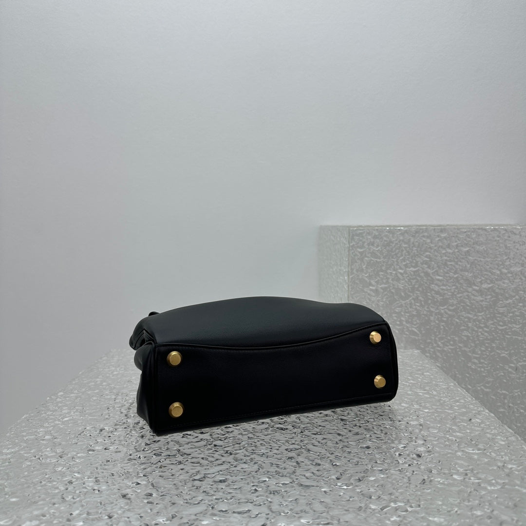 LuxluxHouse Best Quality Bags Balenciaga Women Men