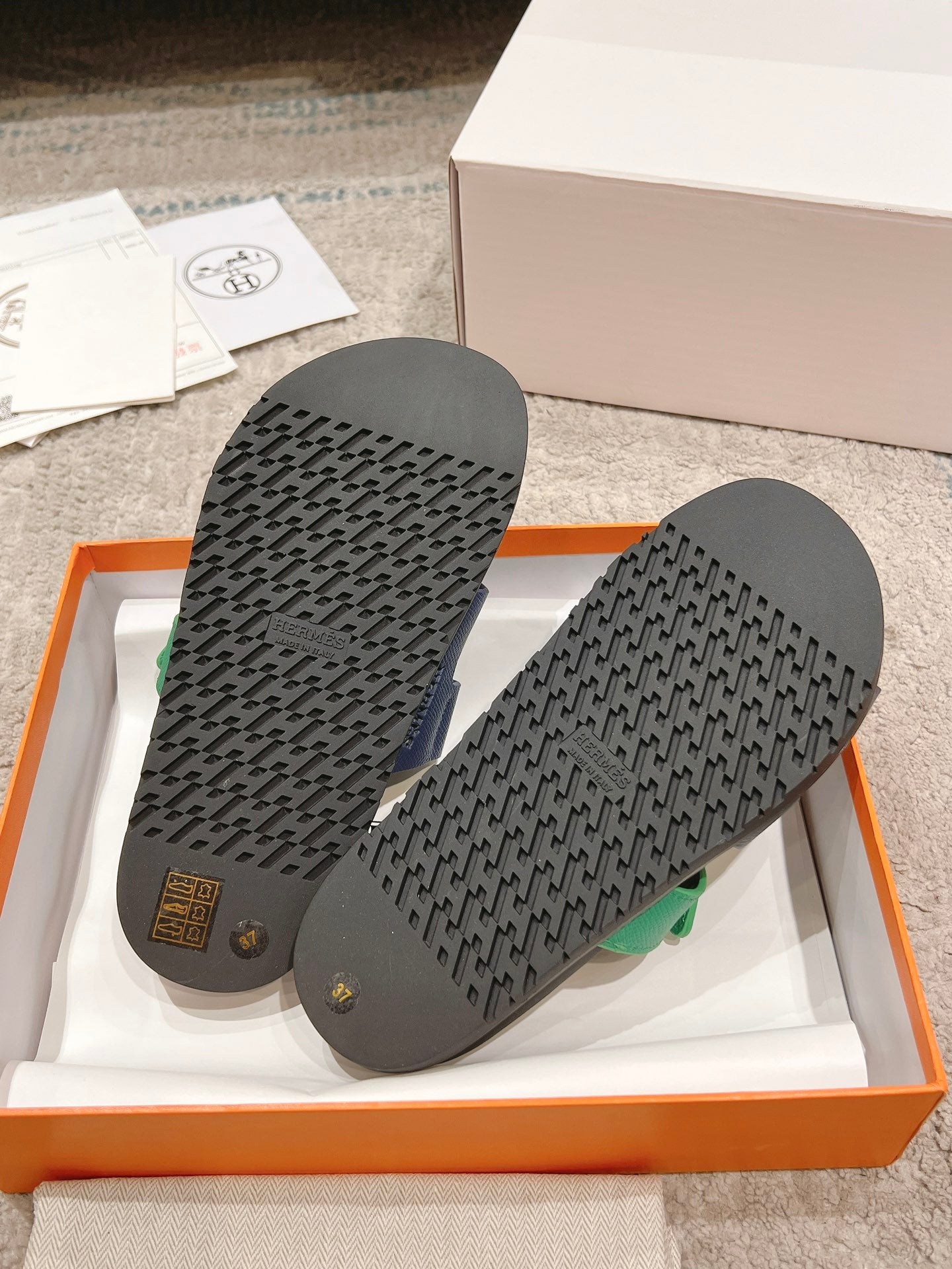 LuxluxHouse Best Quality Sandals Hermes