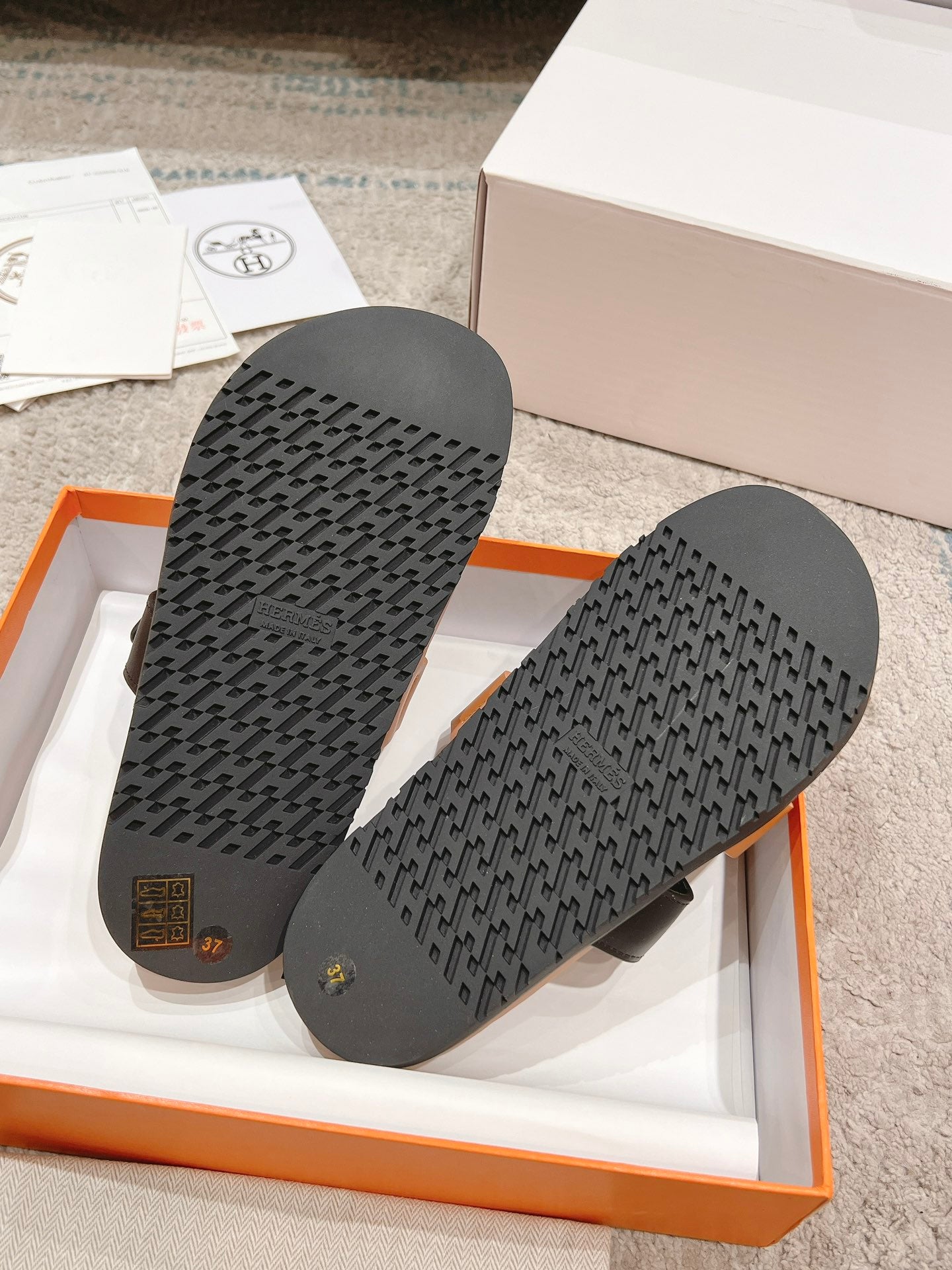 LuxluxHouse Best Quality Sandals Hermes