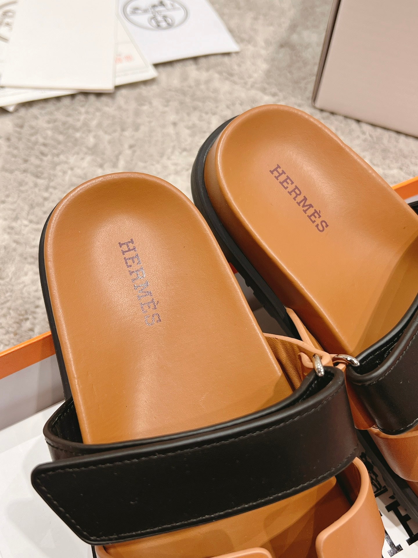 LuxluxHouse Best Quality Sandals Hermes