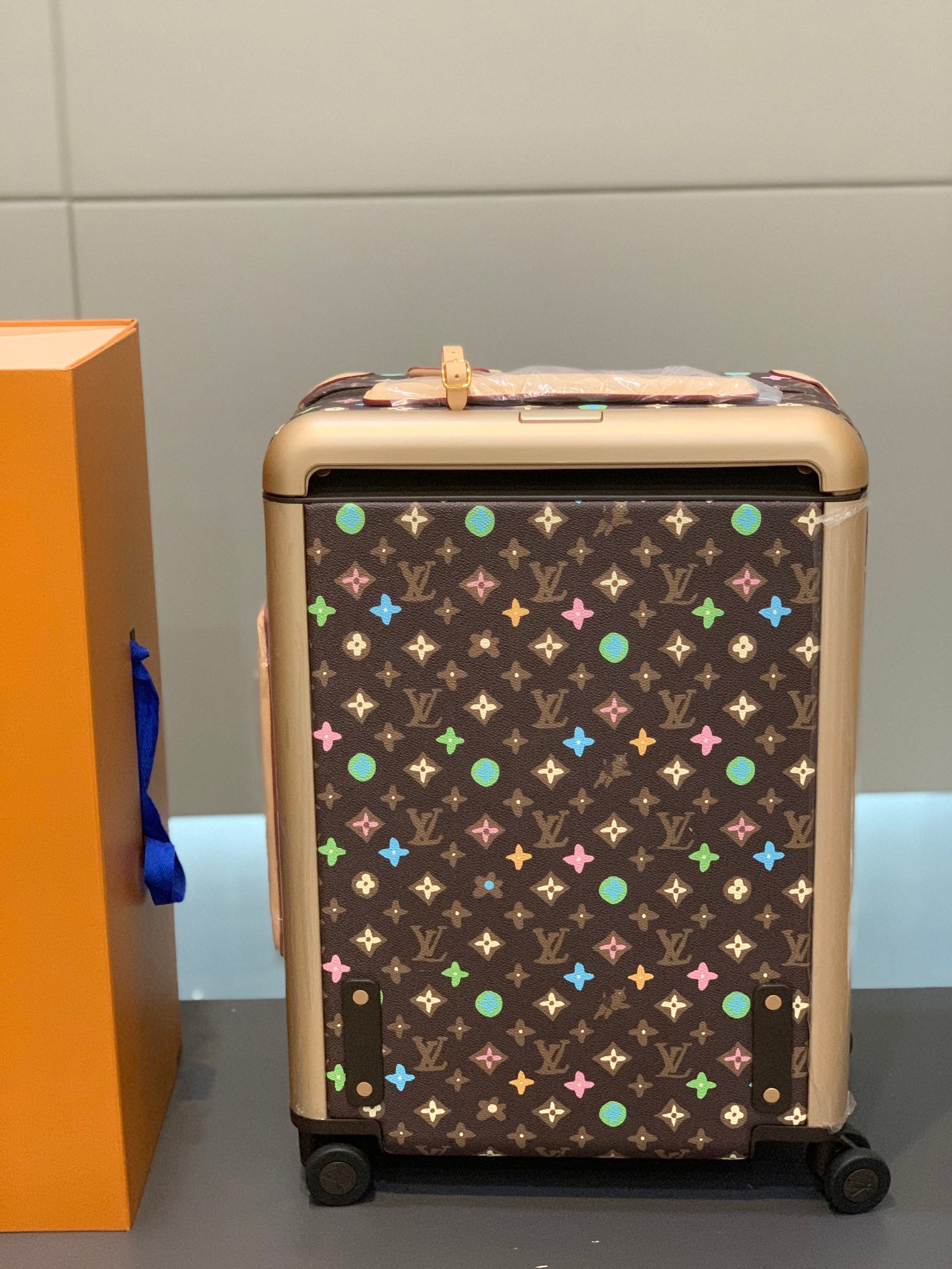 LuxluxHouse Best Quality Bags Luggage