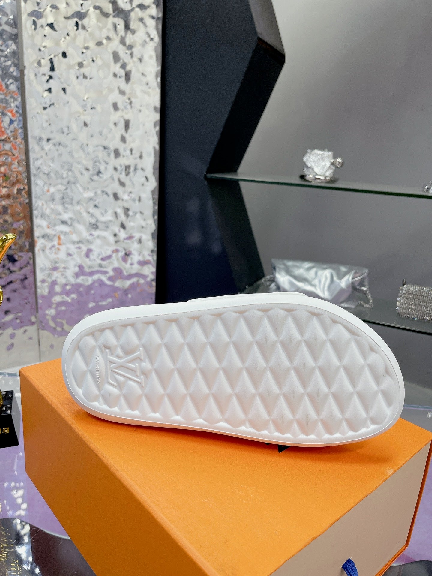 LuxluxHouse Best Quality Women Shoes Louis Vuitton
