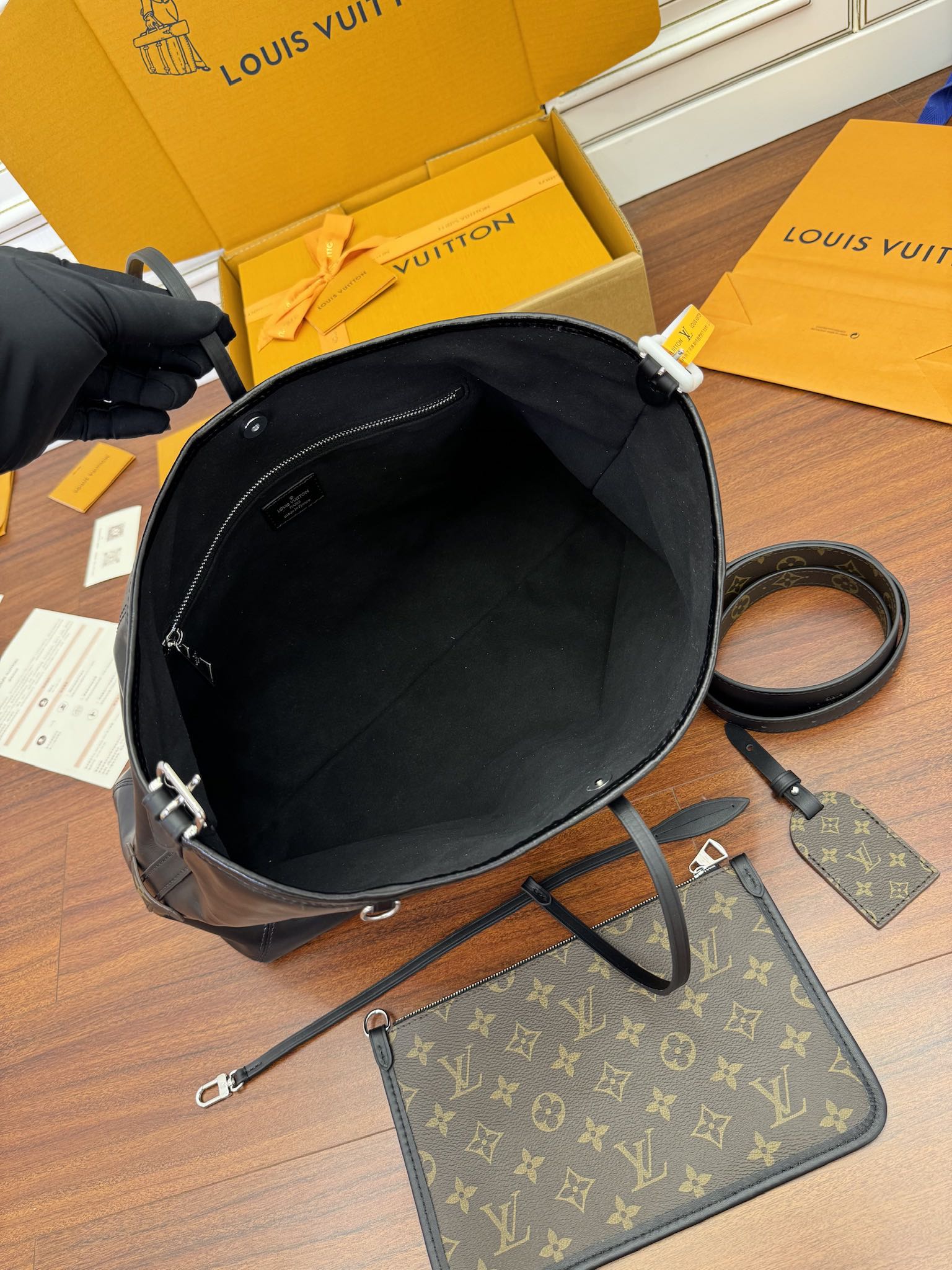 LuxluxHouse Best Quality Bags Best Louis Vuitton Men