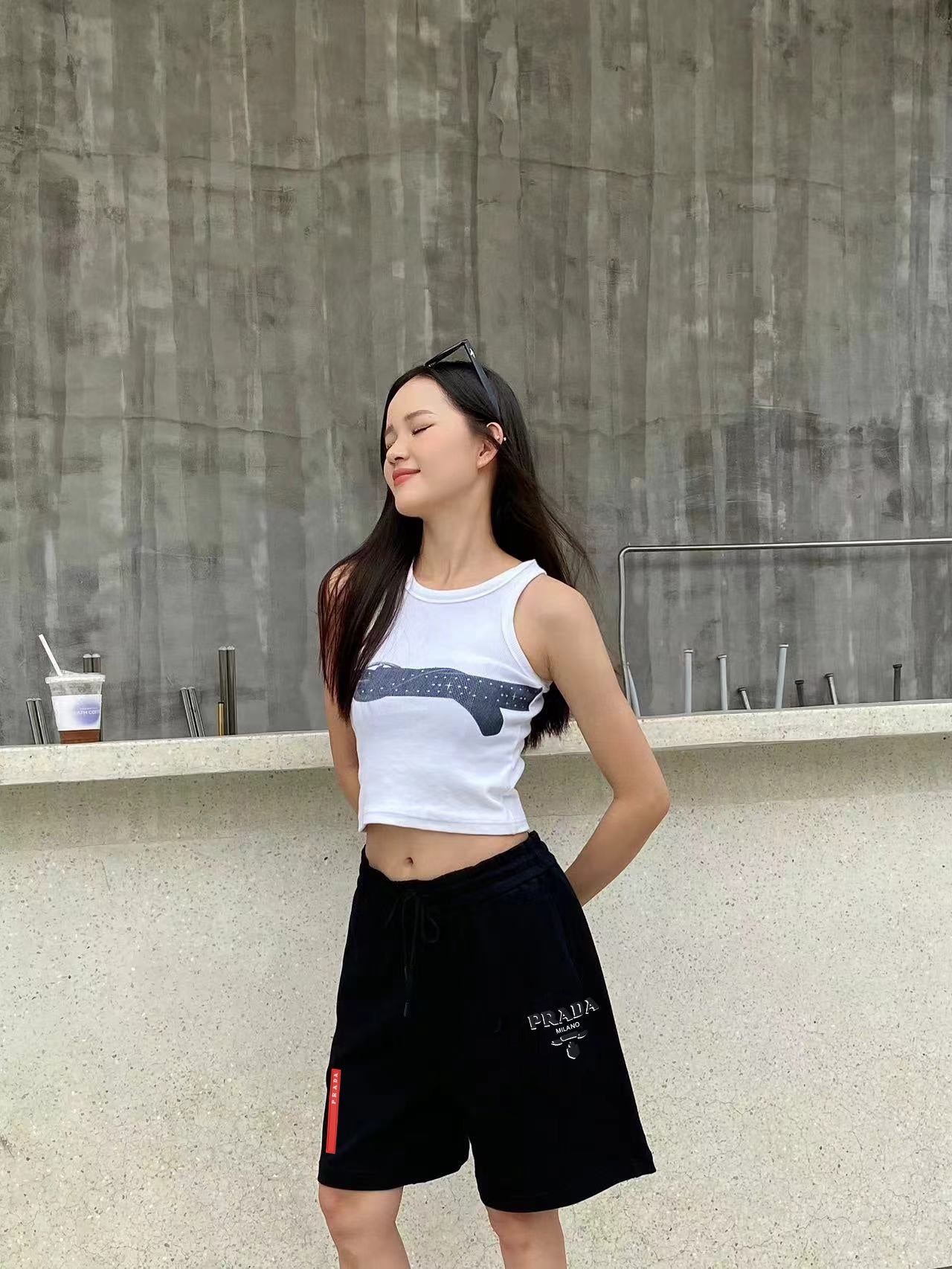 LuxluxHouse Best Quality Clothes Pants Prada
