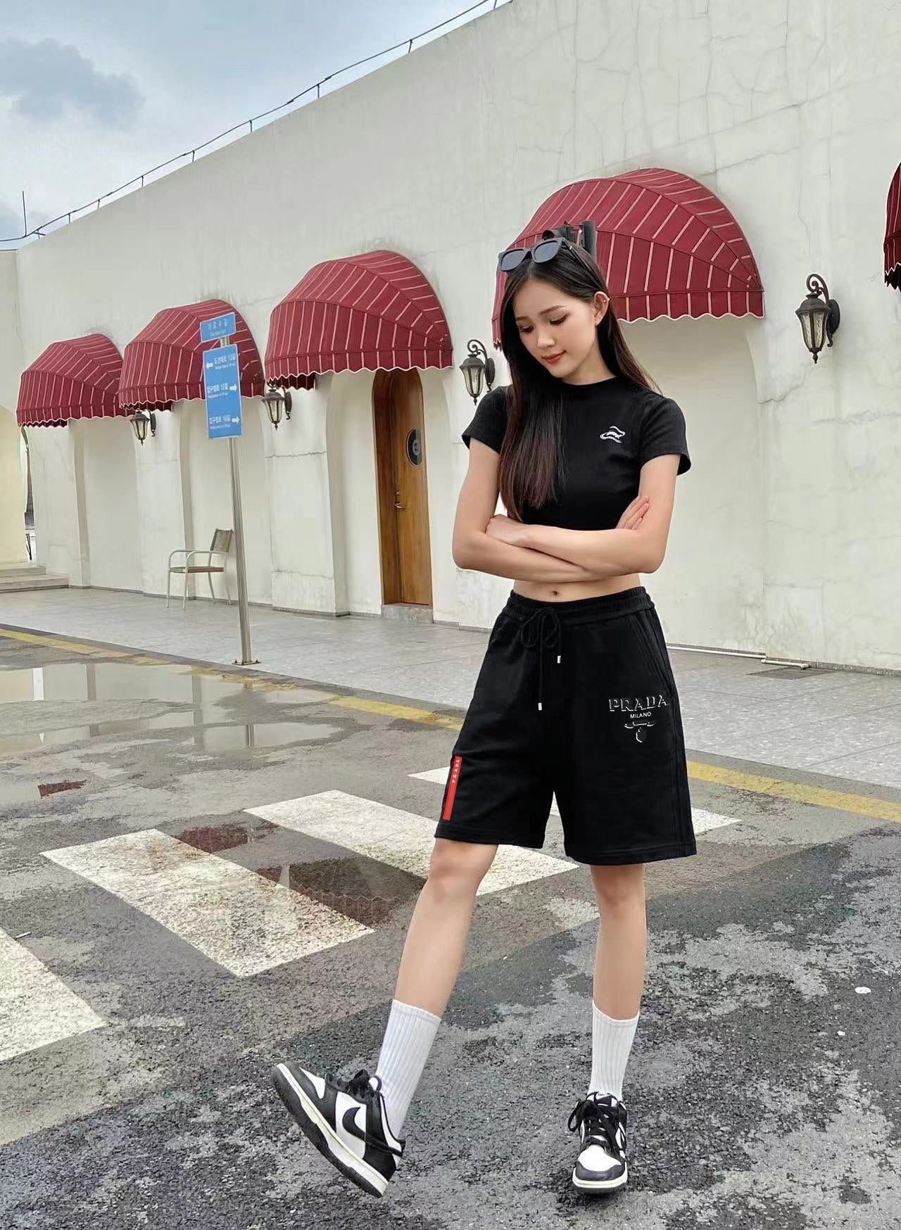 LuxluxHouse Best Quality Clothes Pants Prada