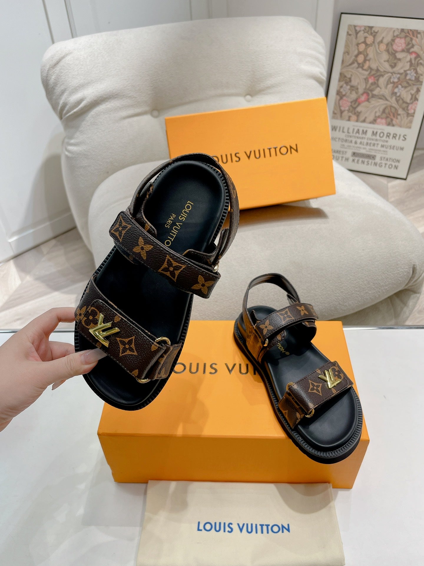 LuxluxHouse Best Quality Women Shoes Louis Vuitton