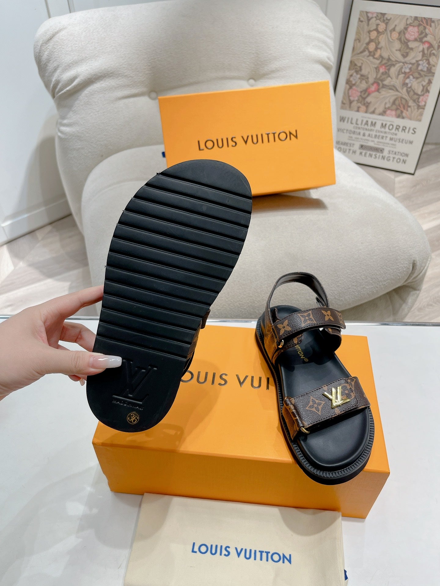 LuxluxHouse Best Quality Women Shoes Louis Vuitton