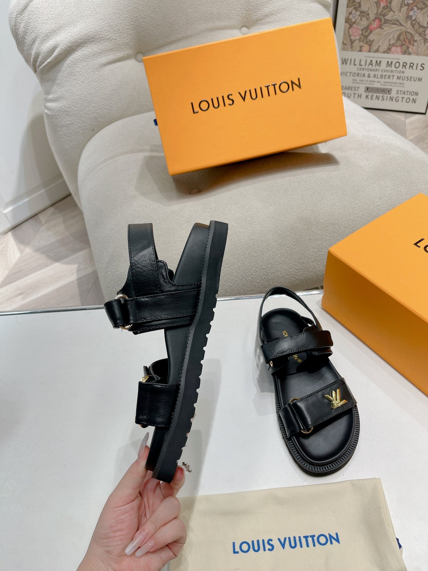 LuxluxHouse Best Quality Women Shoes Louis Vuitton