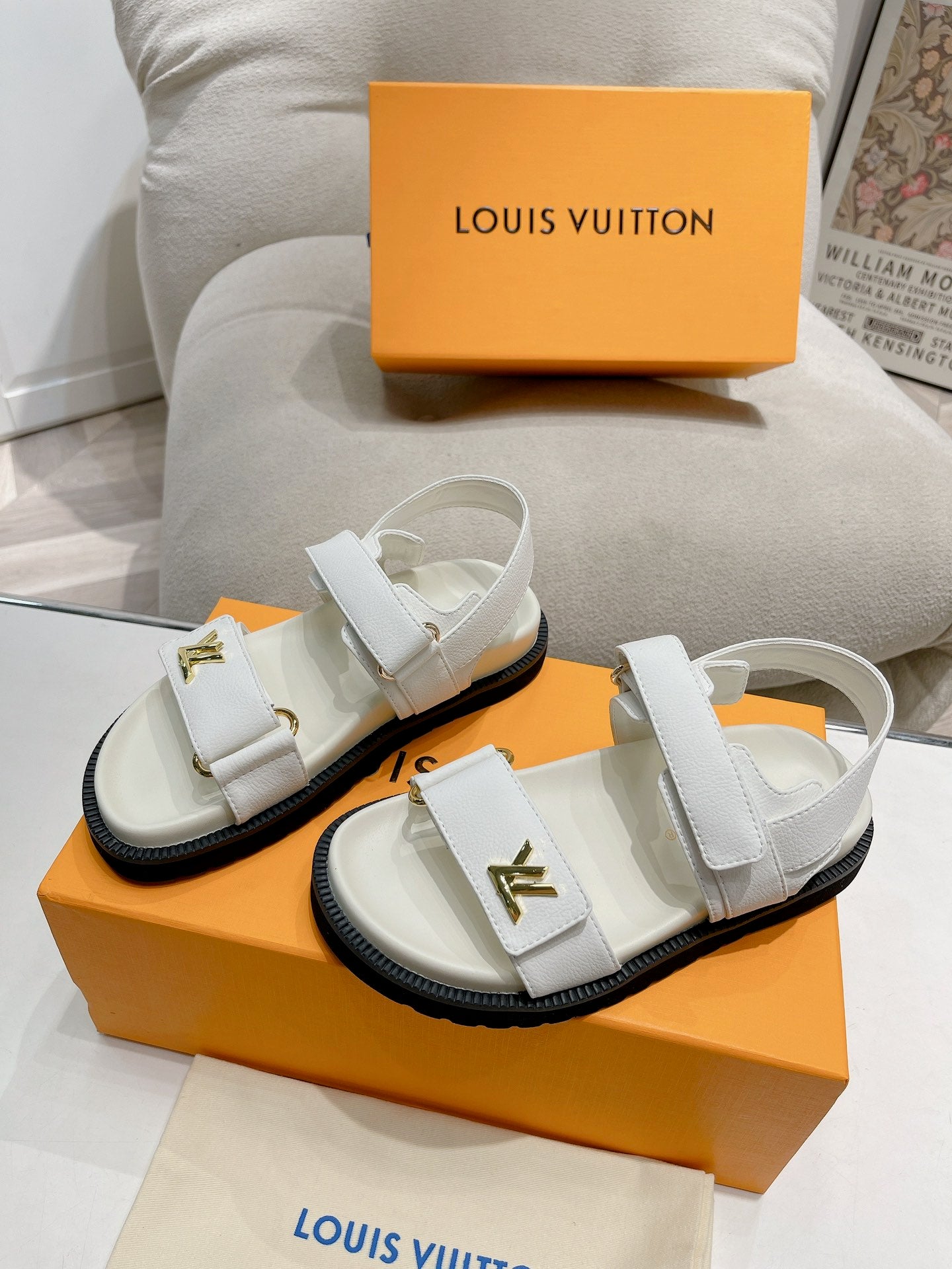 LuxluxHouse Best Quality Women Shoes Louis Vuitton