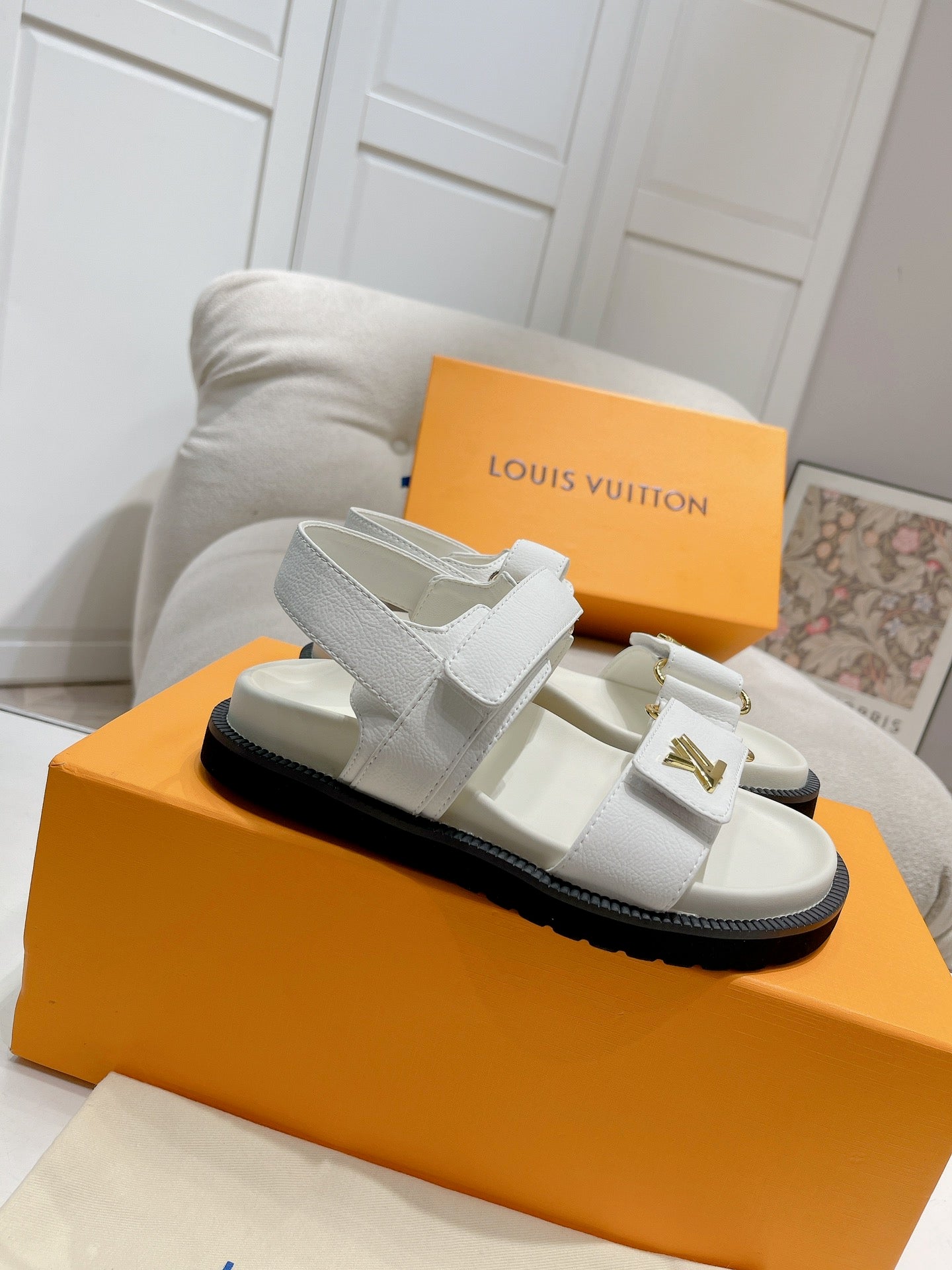 LuxluxHouse Best Quality Women Shoes Louis Vuitton