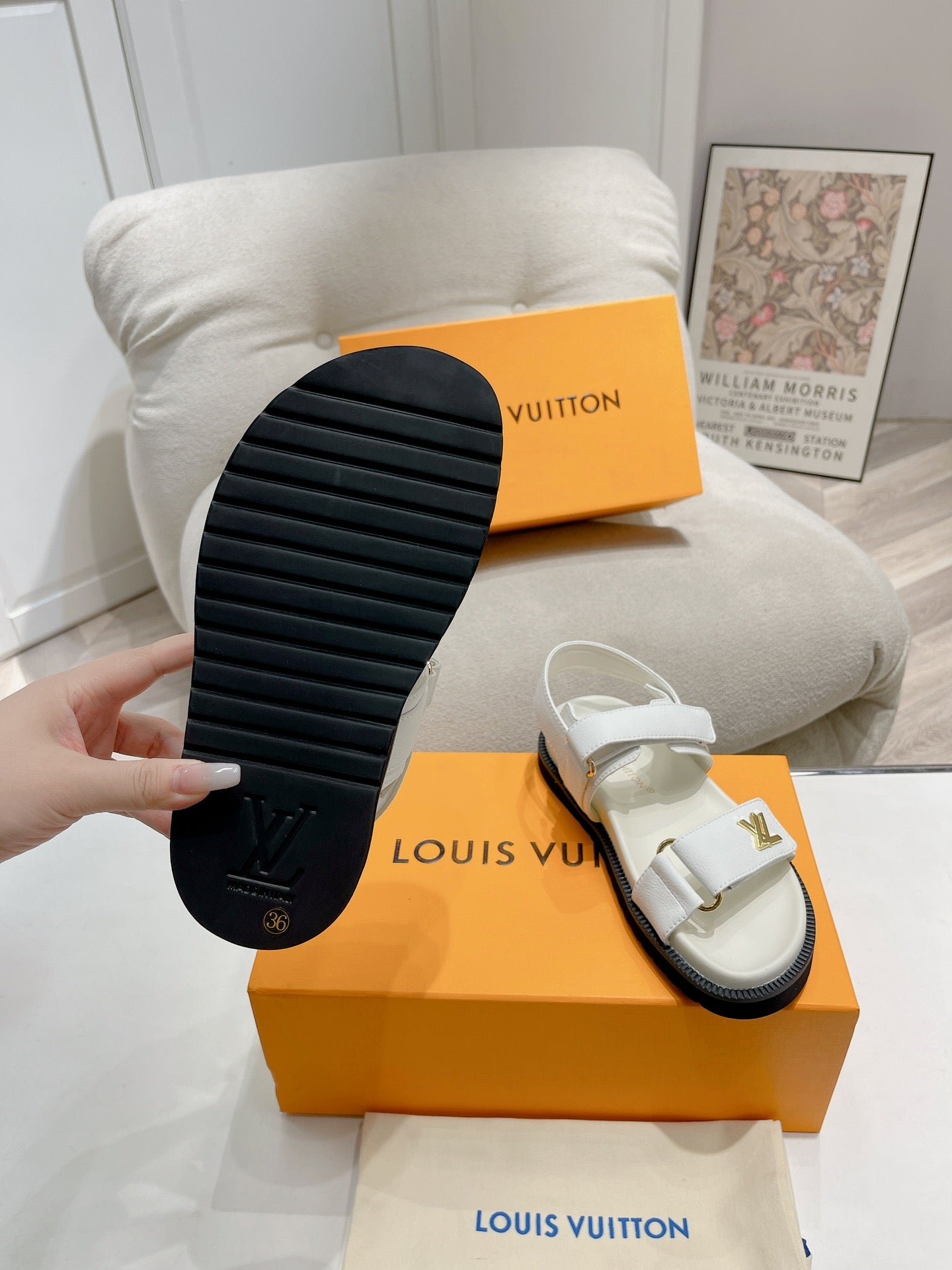 LuxluxHouse Best Quality Women Shoes Louis Vuitton