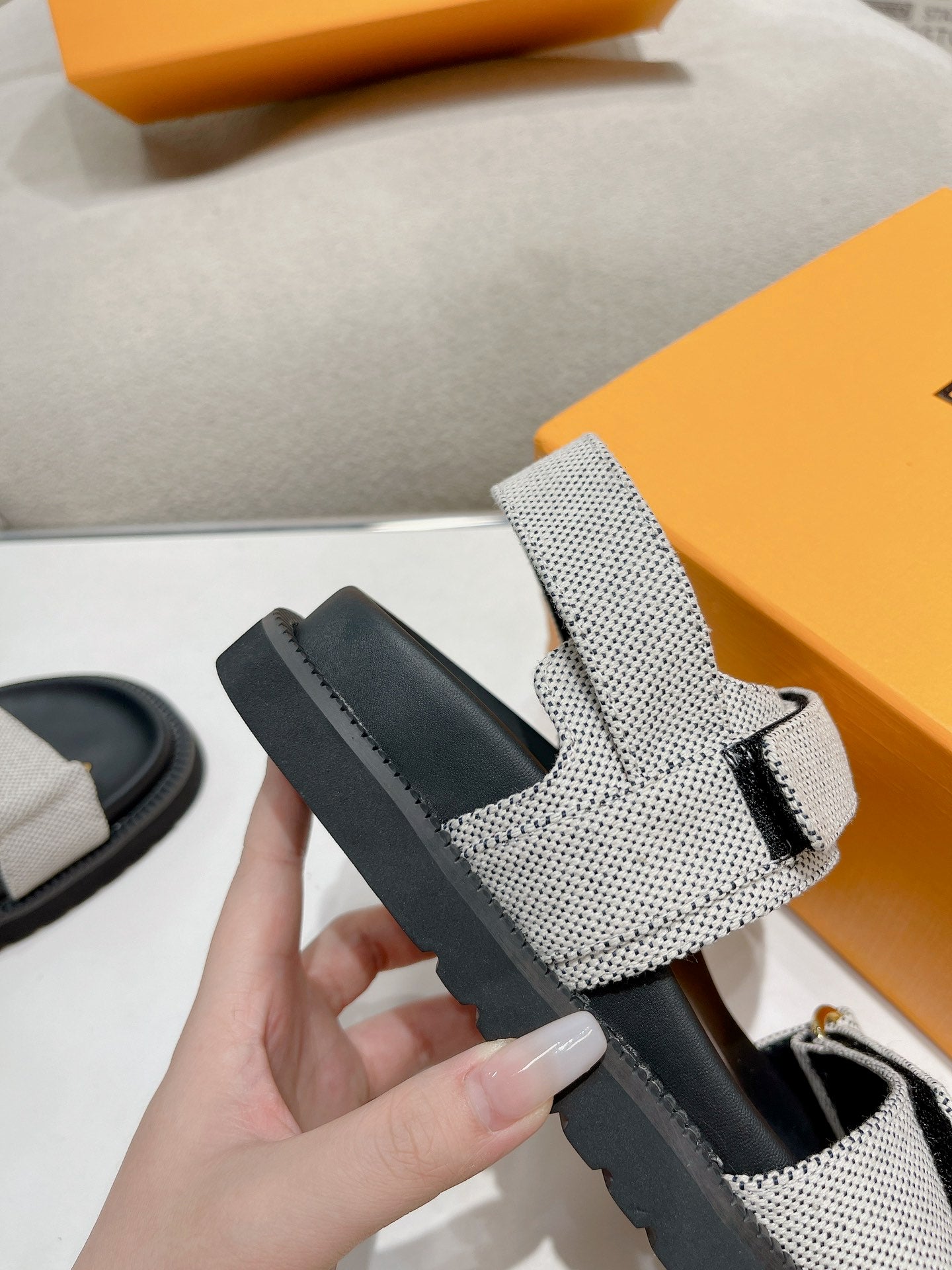 LuxluxHouse Best Quality Women Shoes Louis Vuitton