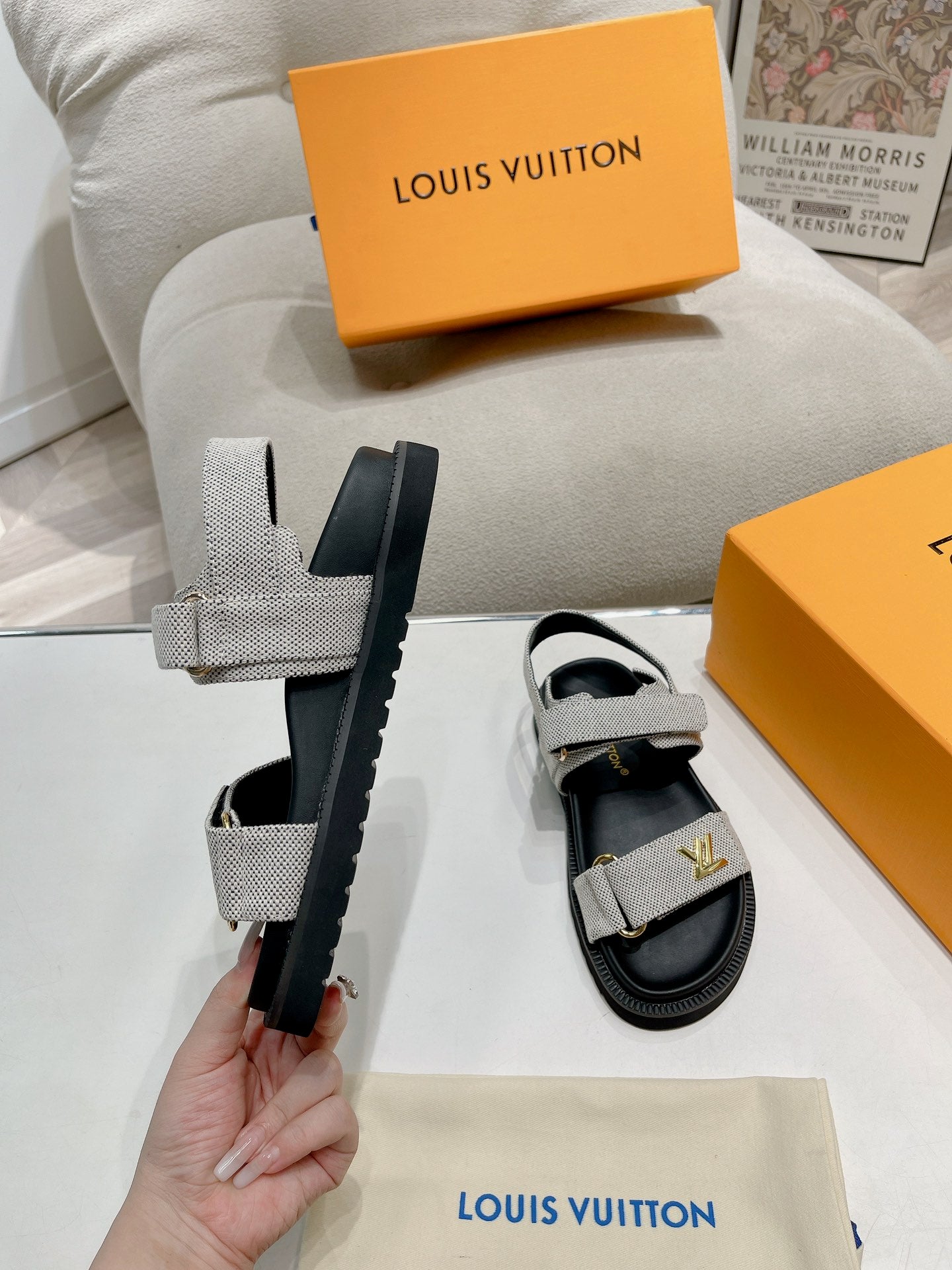 LuxluxHouse Best Quality Women Shoes Louis Vuitton