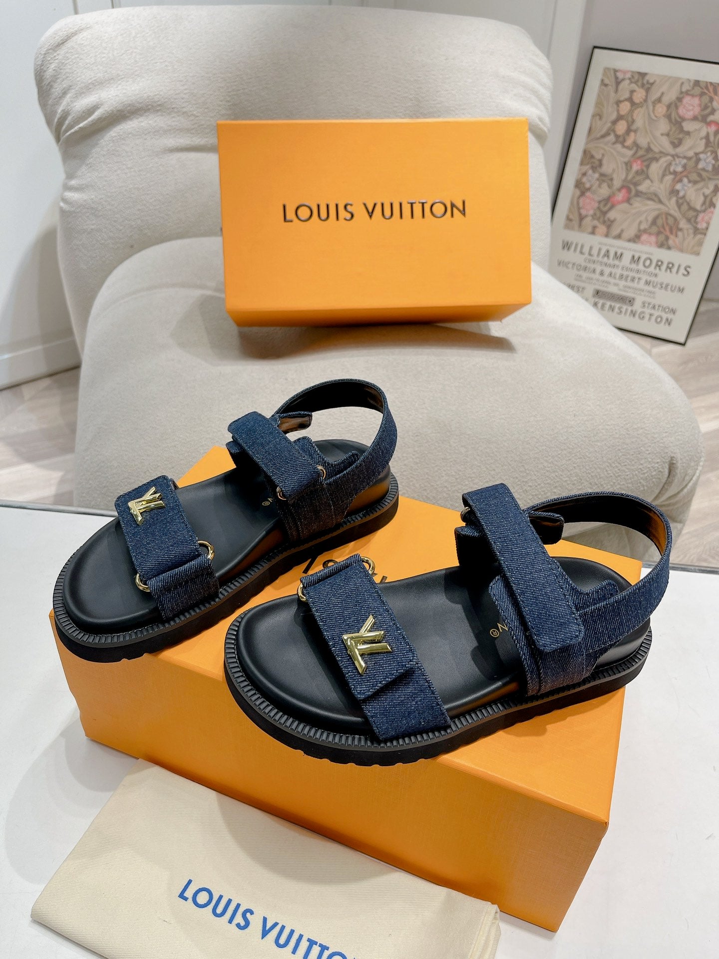 LuxluxHouse Best Quality Women Shoes Louis Vuitton