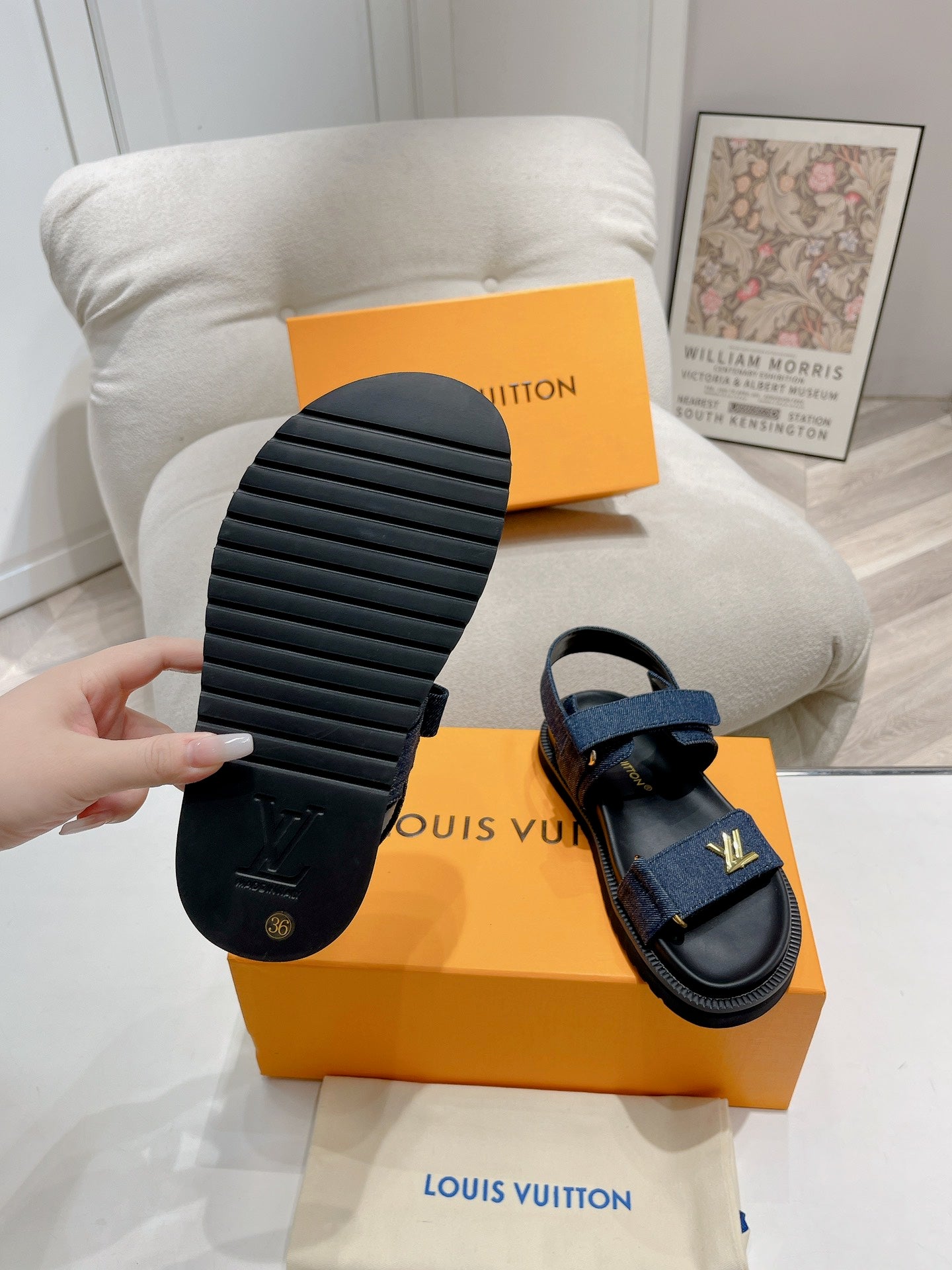 LuxluxHouse Best Quality Women Shoes Louis Vuitton
