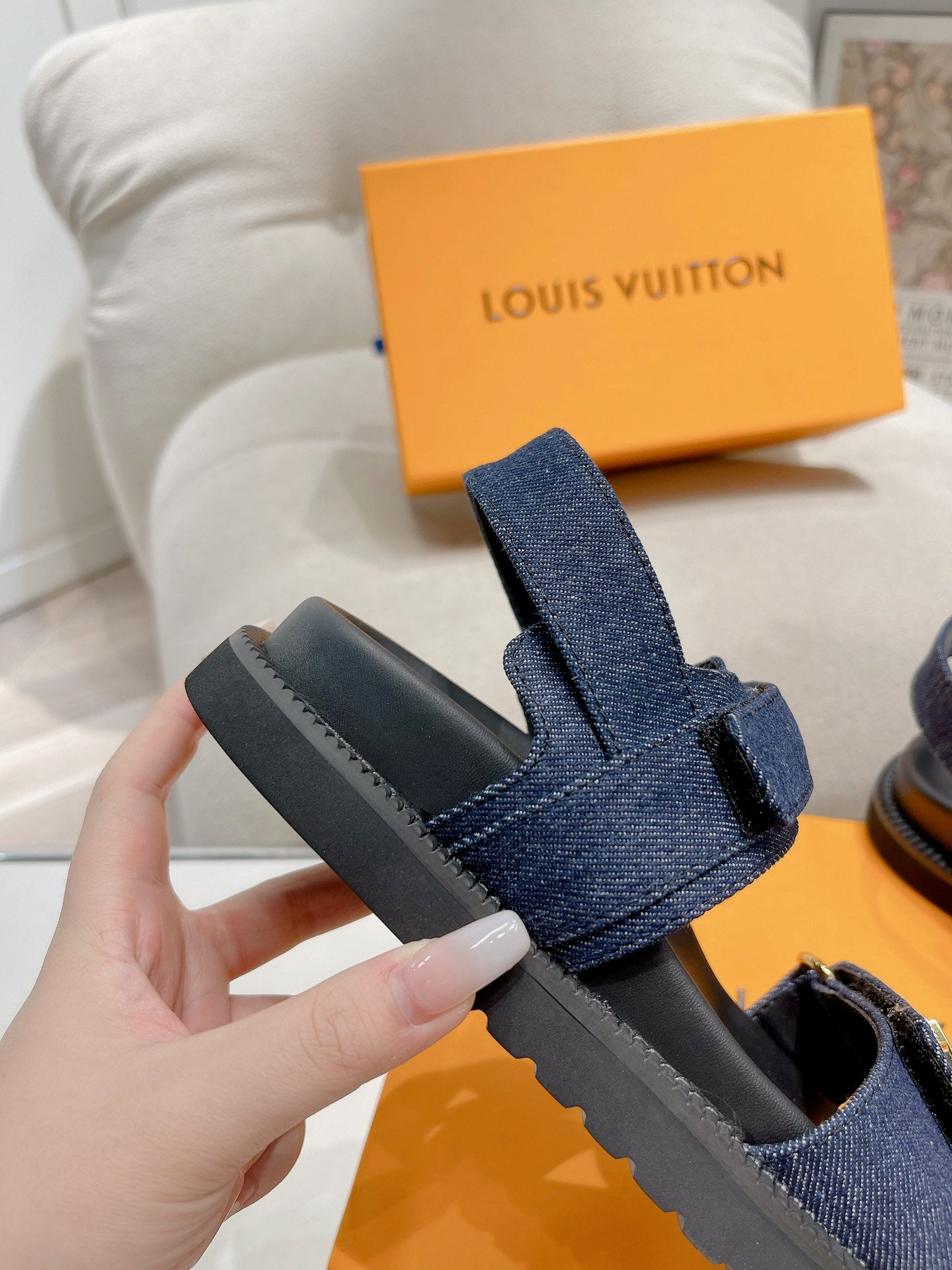 LuxluxHouse Best Quality Women Shoes Louis Vuitton
