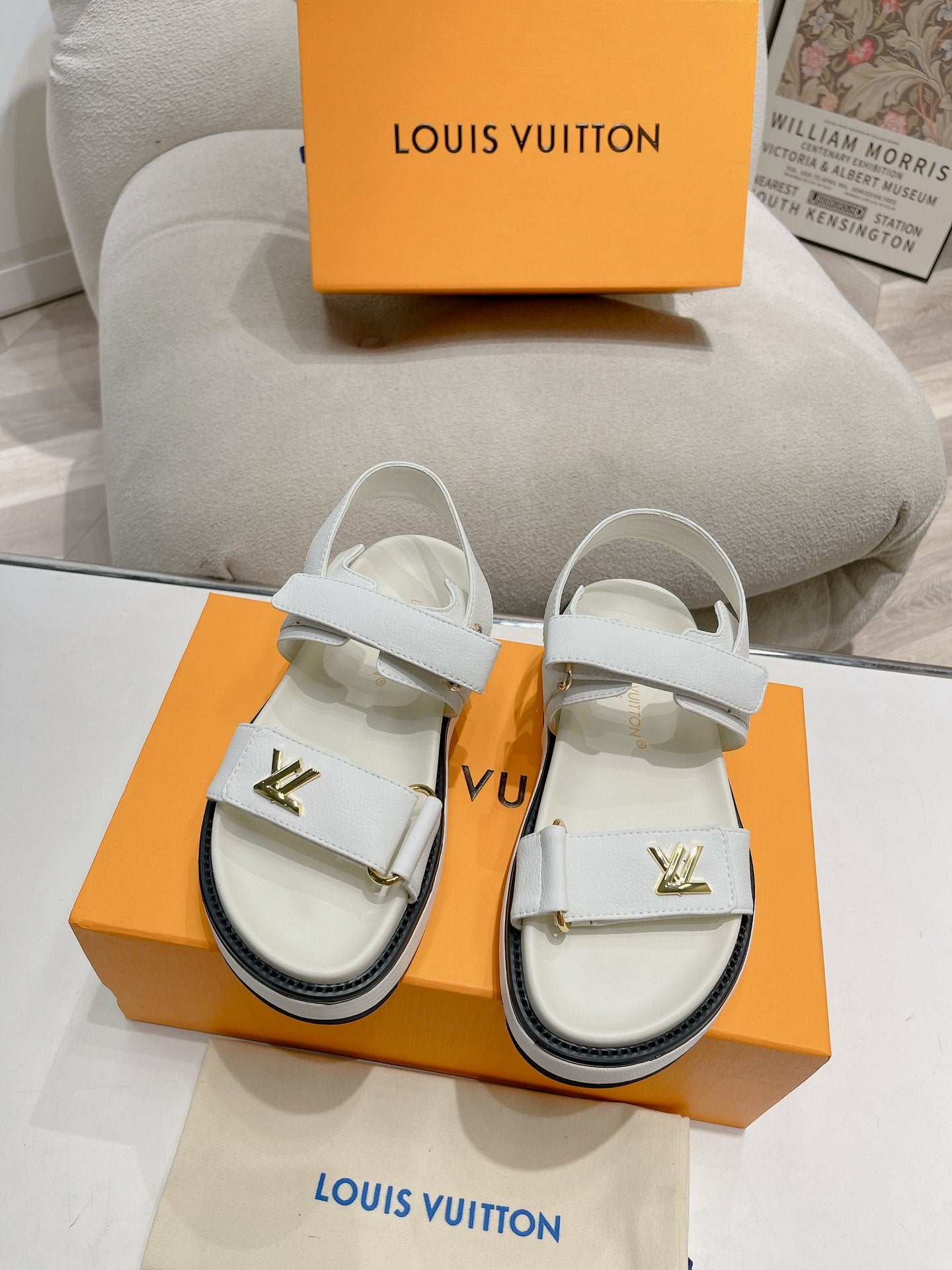 LuxluxHouse Best Quality Women Shoes Louis Vuitton