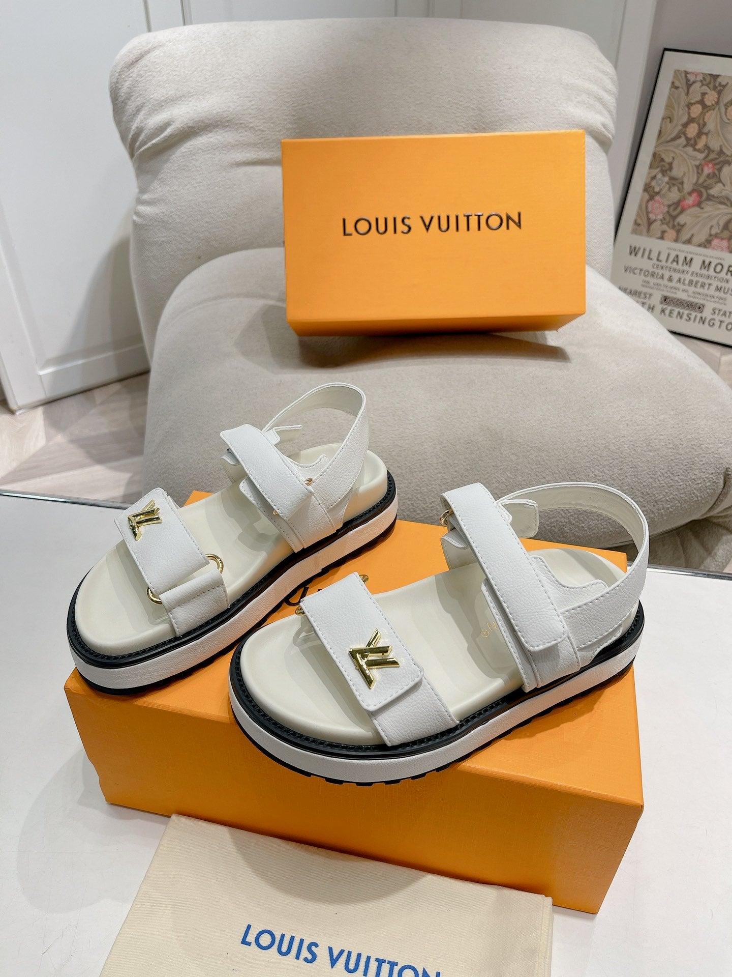 LuxluxHouse Best Quality Women Shoes Louis Vuitton