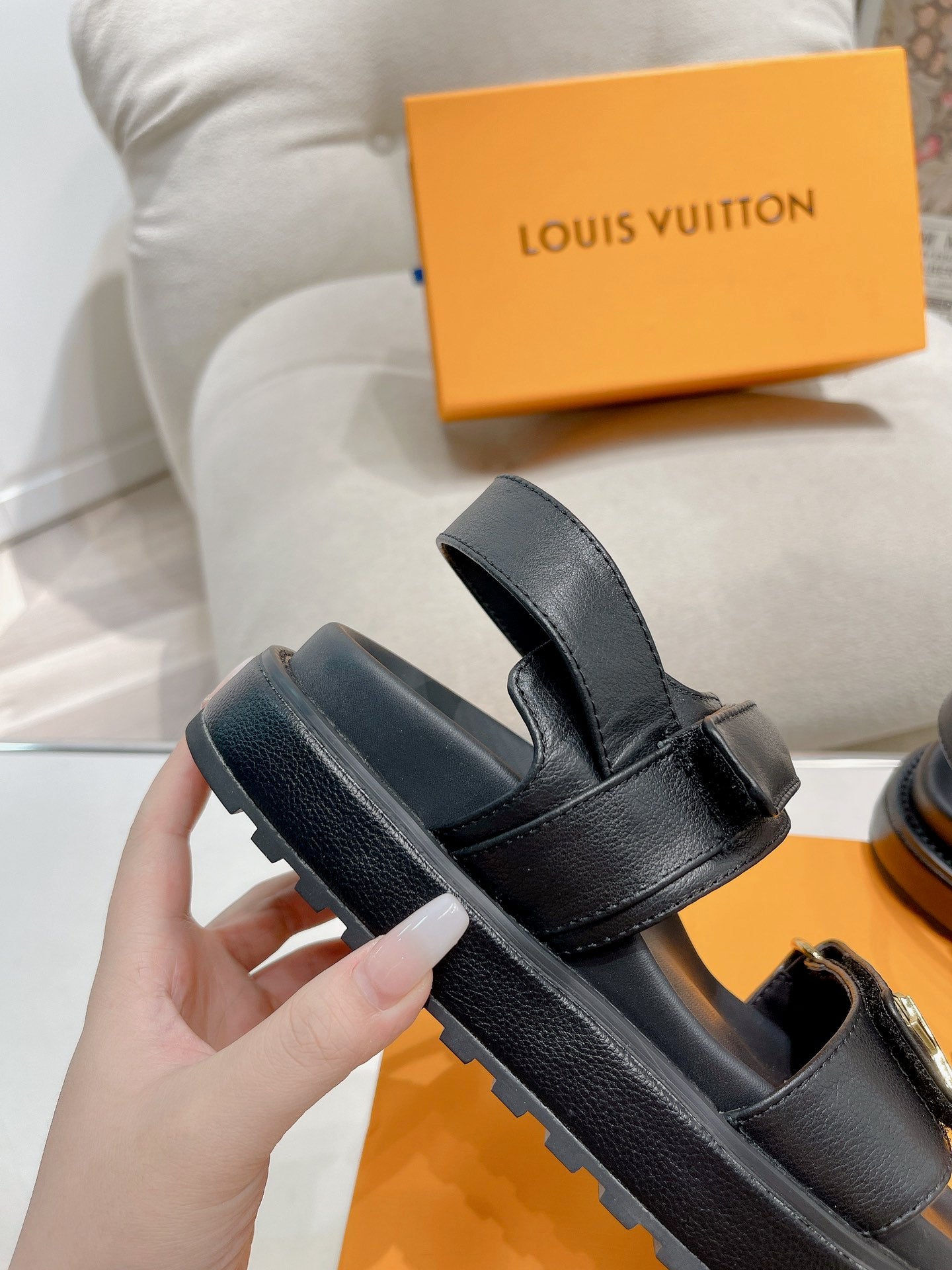 LuxluxHouse Best Quality Women Shoes Louis Vuitton