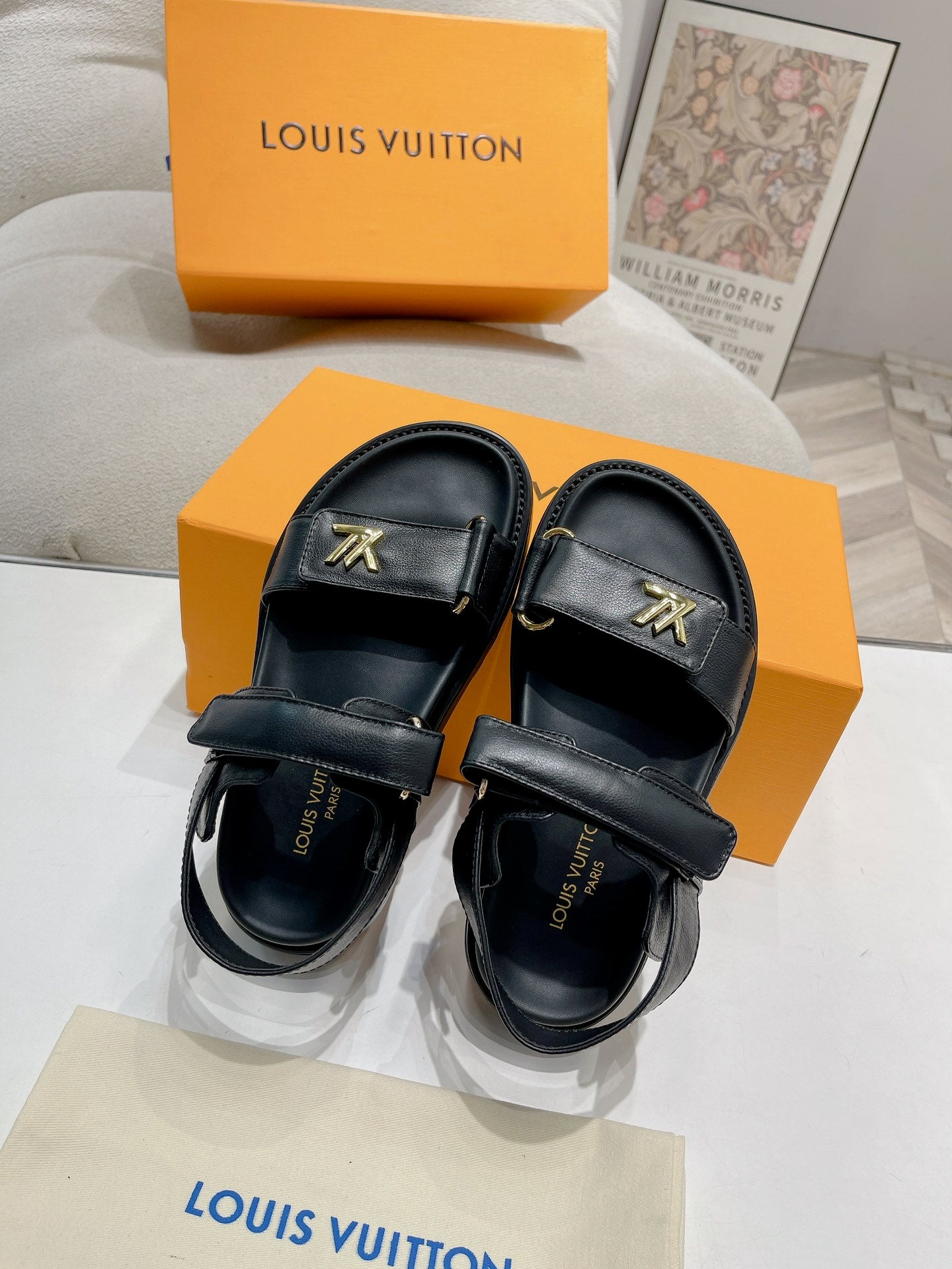 LuxluxHouse Best Quality Women Shoes Louis Vuitton