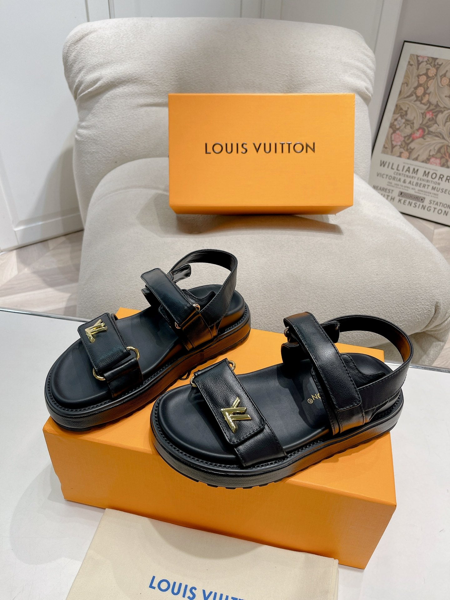 LuxluxHouse Best Quality Women Shoes Louis Vuitton