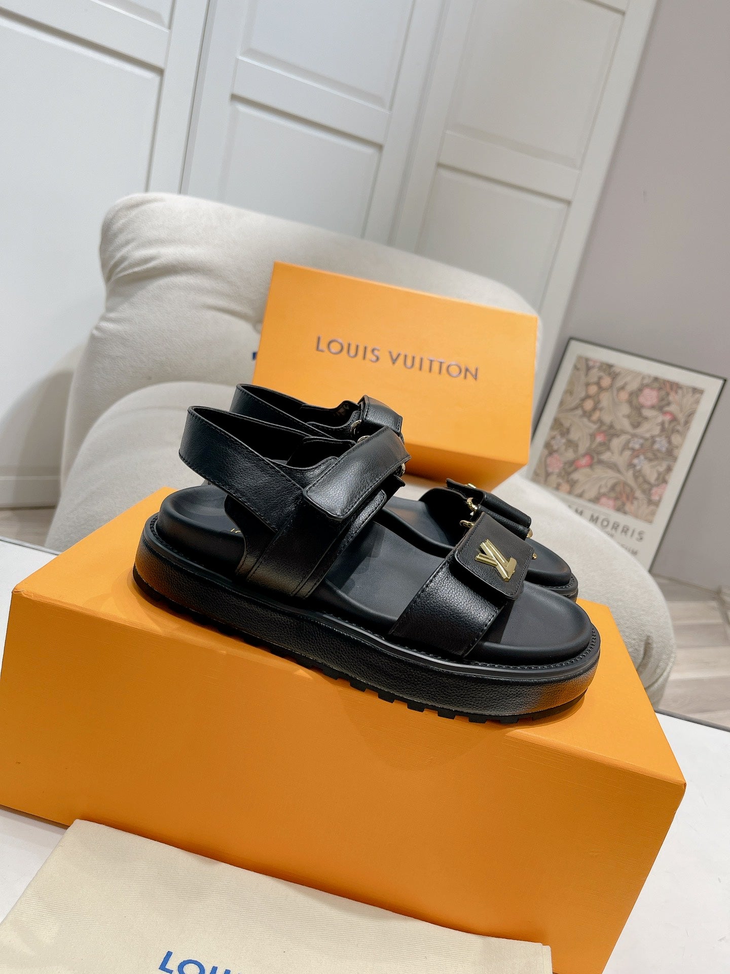 LuxluxHouse Best Quality Women Shoes Louis Vuitton