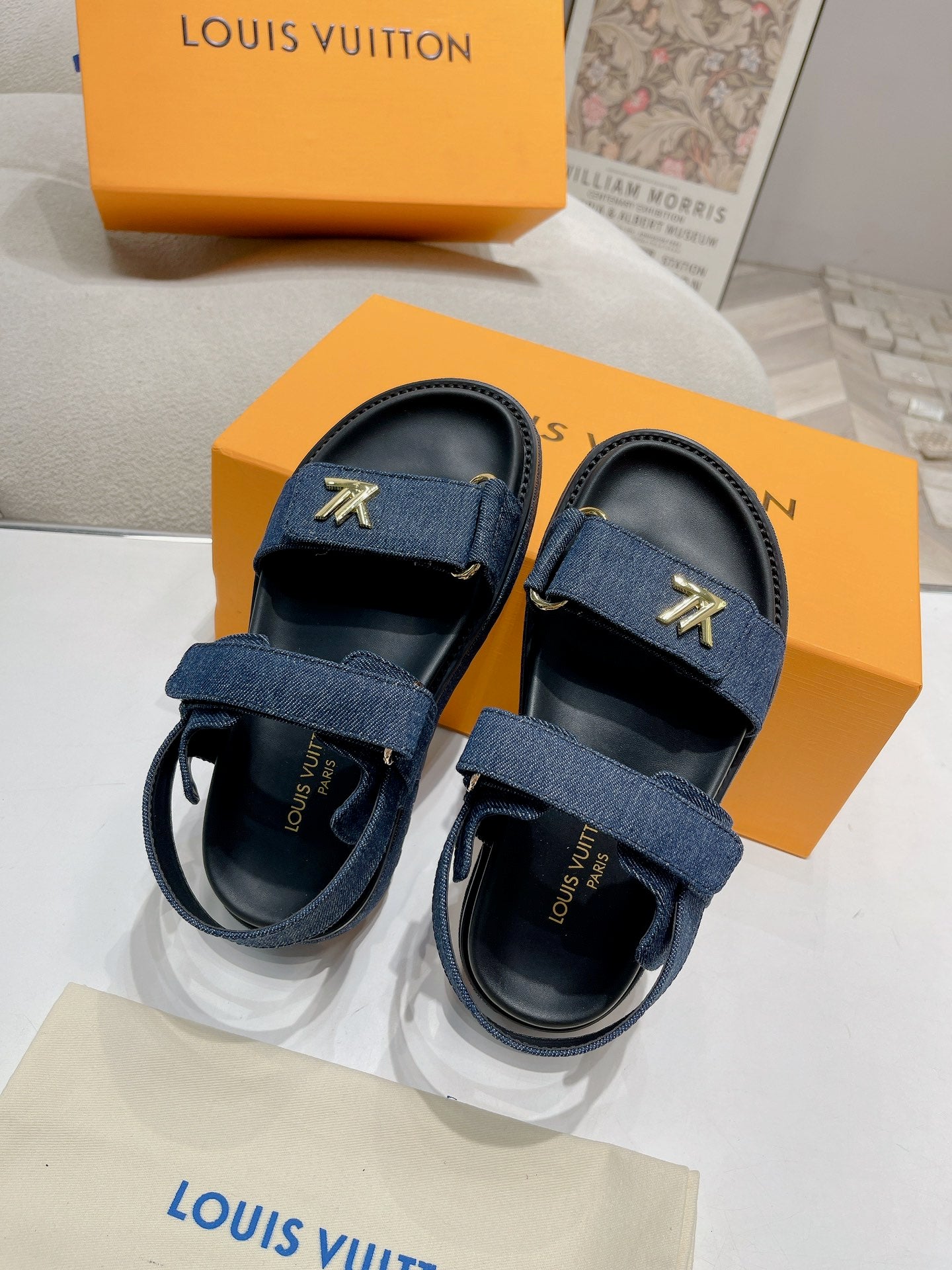LuxluxHouse Best Quality Women Shoes Louis Vuitton