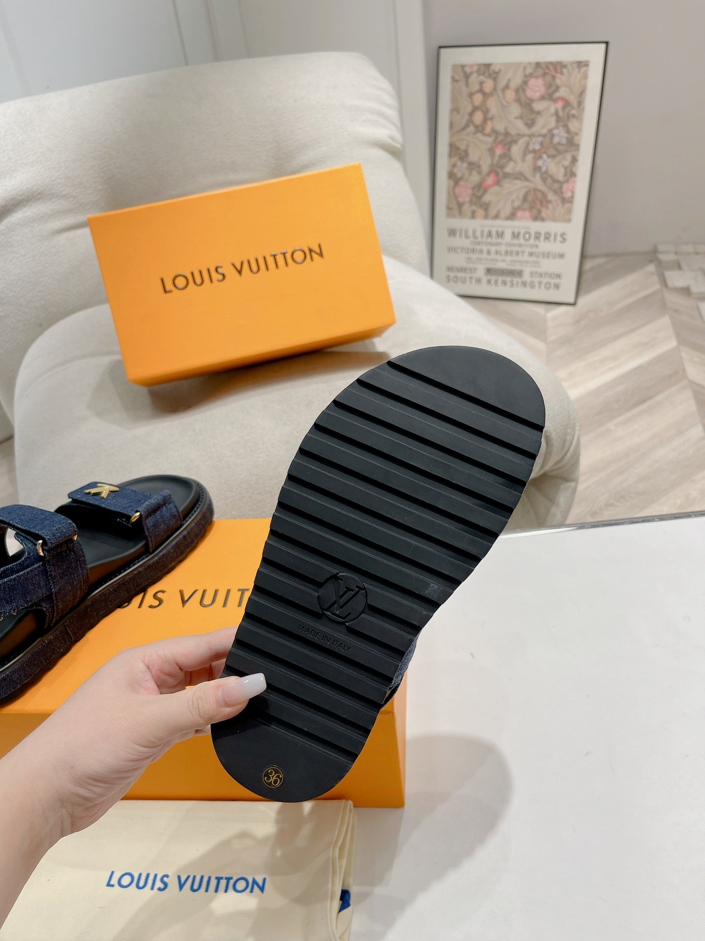 LuxluxHouse Best Quality Women Shoes Louis Vuitton
