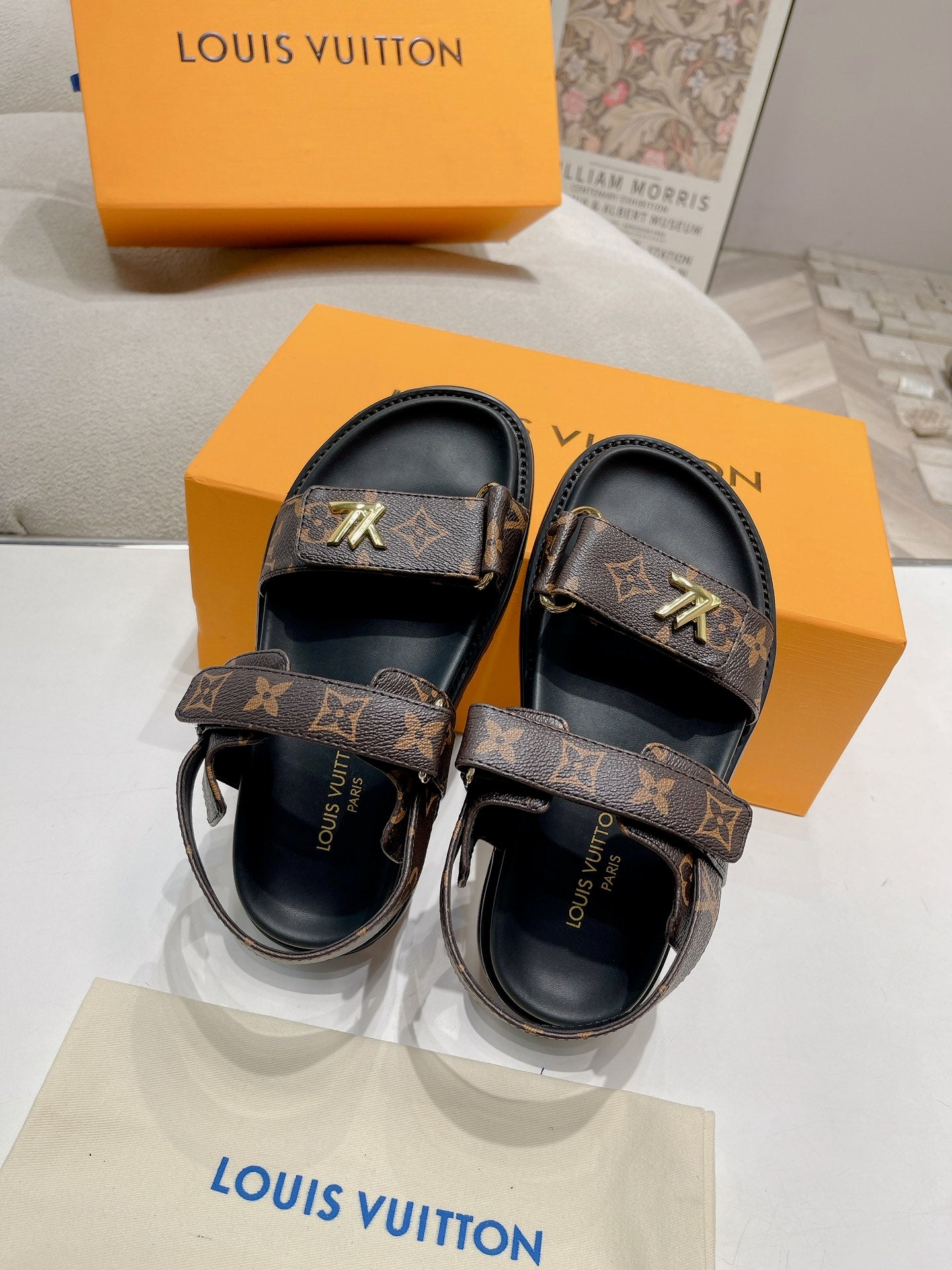 LuxluxHouse Best Quality Women Shoes Louis Vuitton