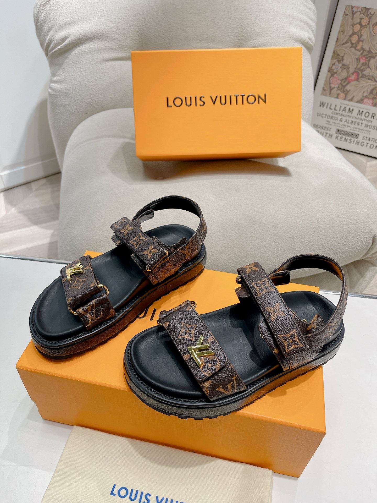 LuxluxHouse Best Quality Women Shoes Louis Vuitton