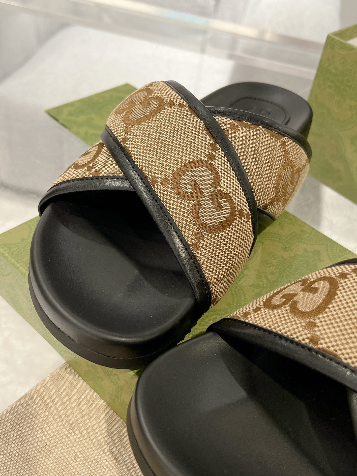 LuxluxHouse Best Quality Sandals Gucci