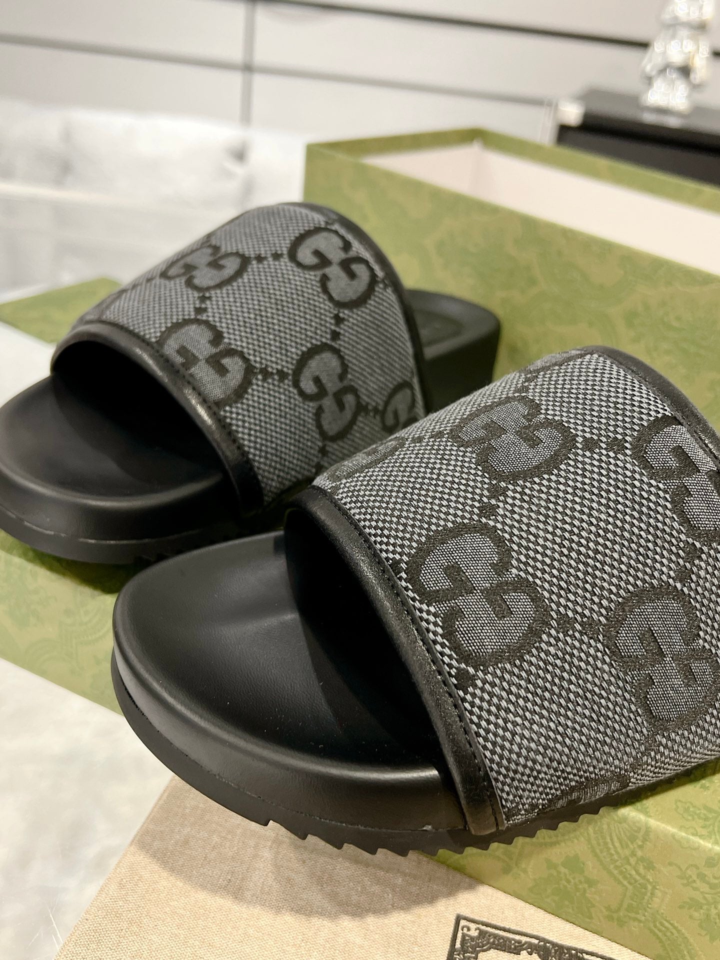 LuxluxHouse Best Quality Sandals Gucci