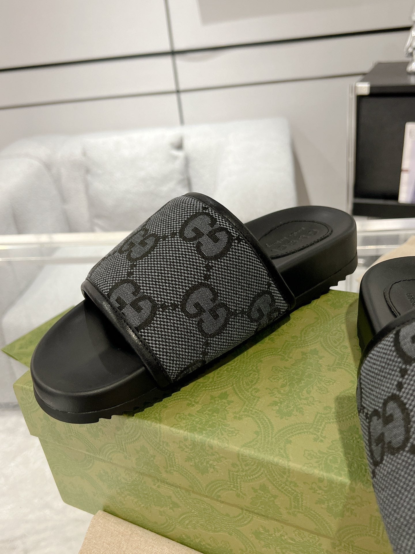 LuxluxHouse Best Quality Sandals Gucci