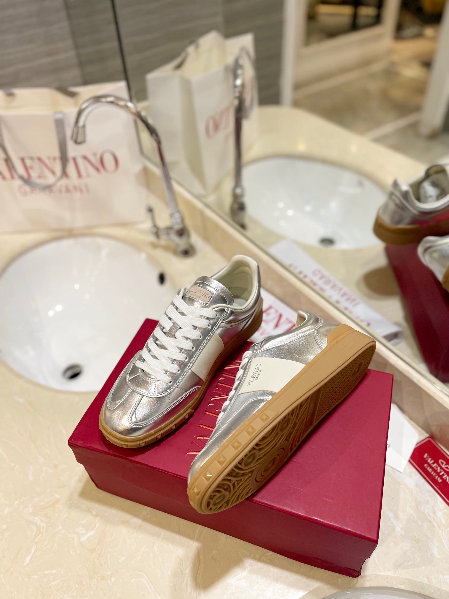 LuxluxHouse Best Quality Valentino Women Shoes