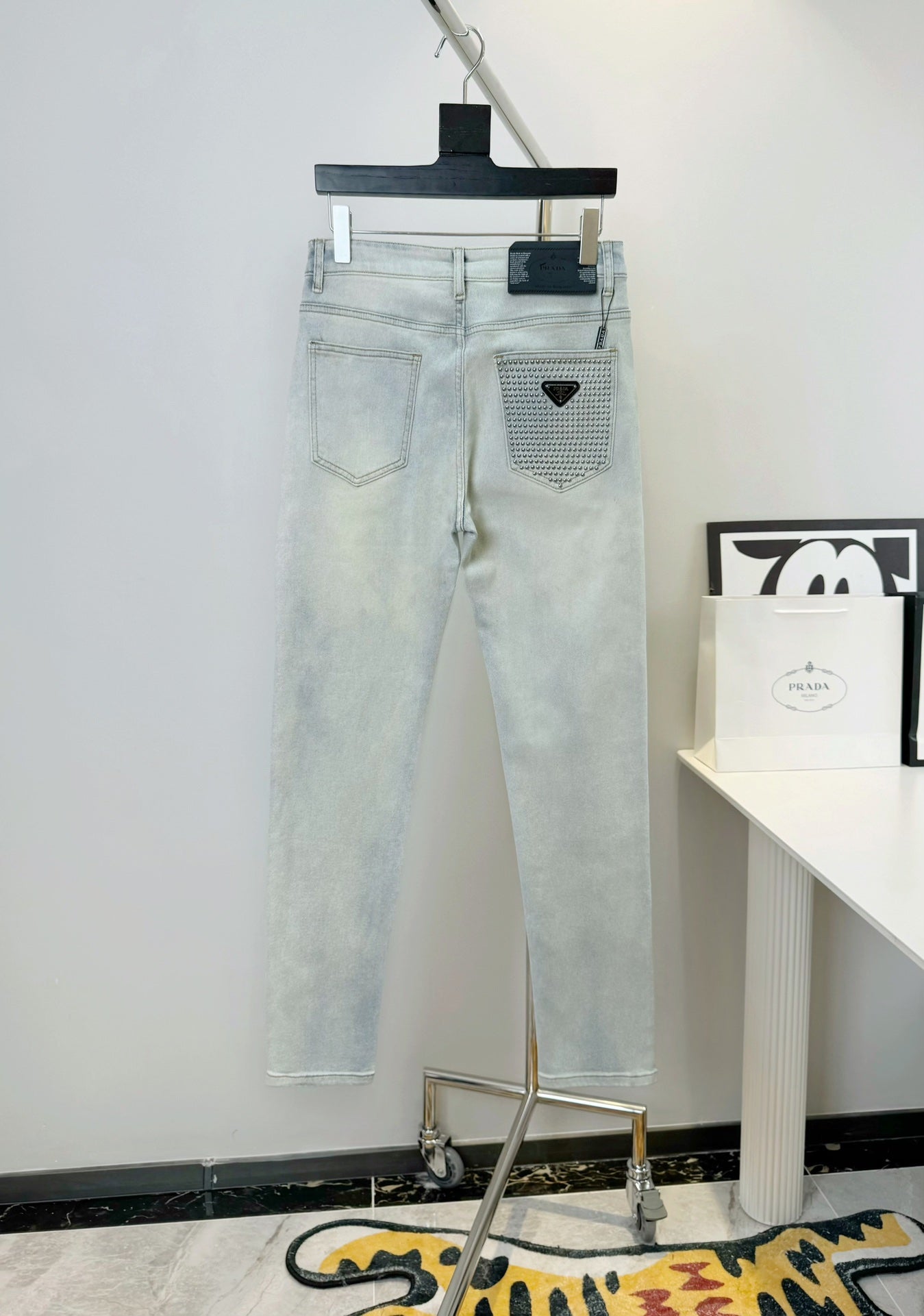 LuxluxHouse Best Quality Clothes Pants Prada