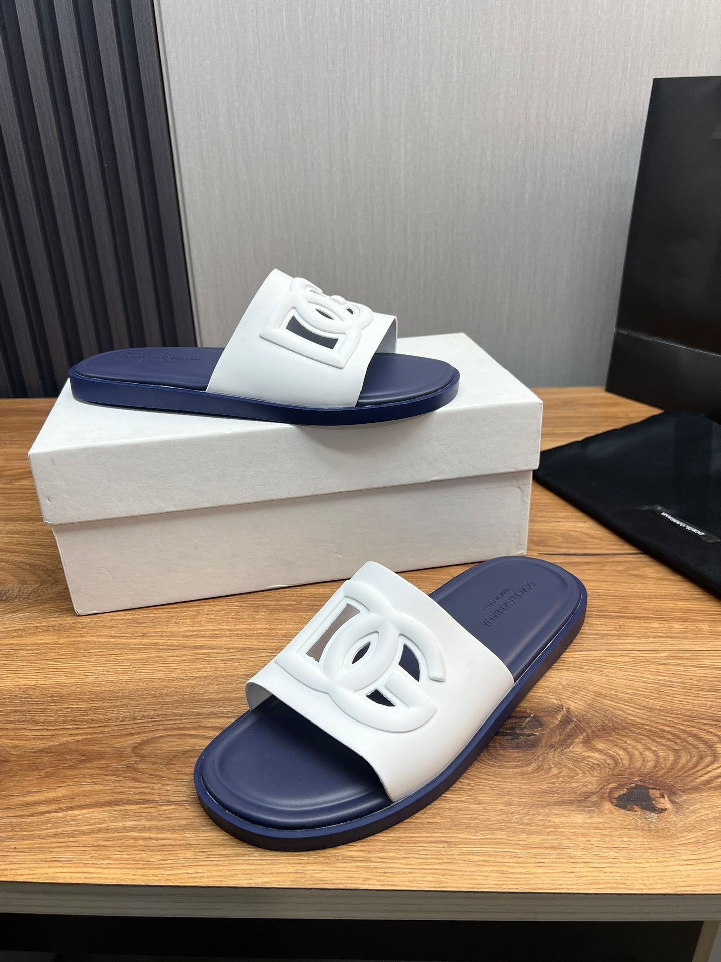 LuxluxHouse Best Quality Sandals Dolce & Gabbana