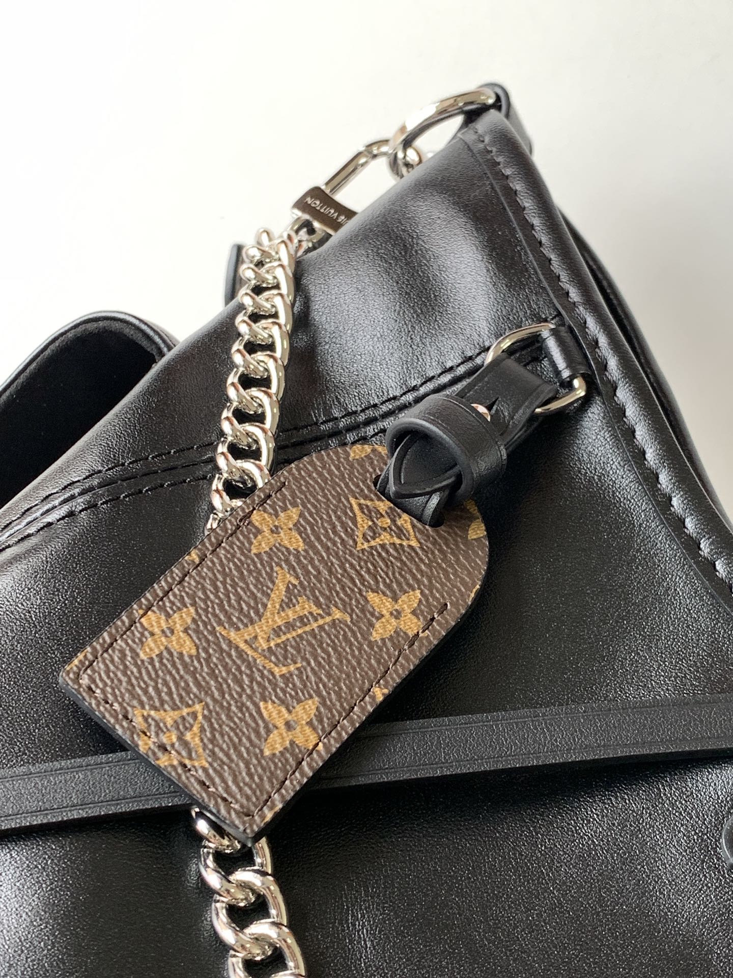 LuxluxHouse Best Quality Bags Louis Vuitton Women Men