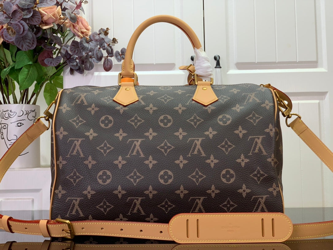 LuxluxHouse Best Quality Bags Louis Vuitton Women Men