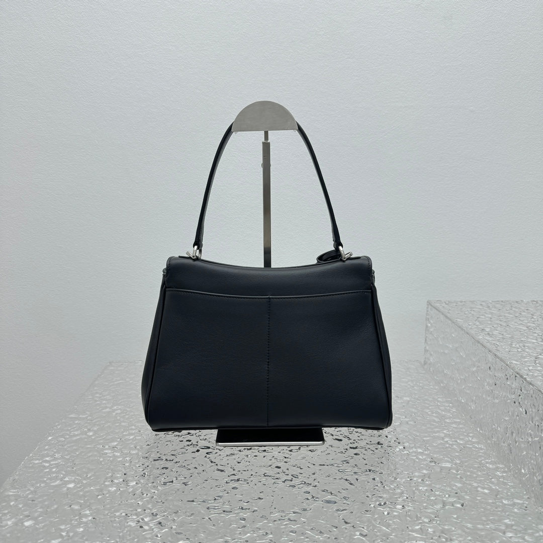 LuxluxHouse Best Quality Bags Balenciaga Women Men
