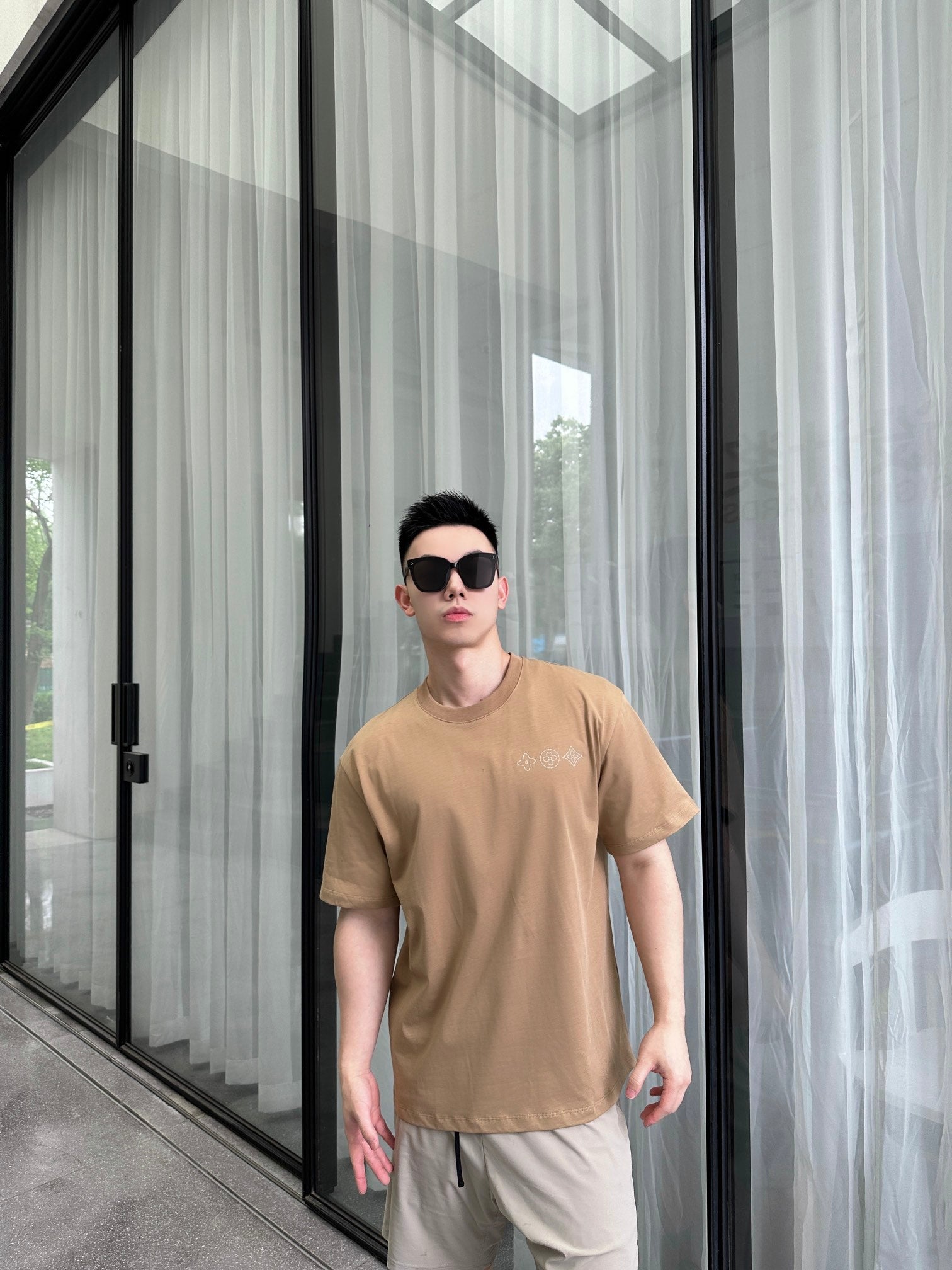 LuxluxHouse Best Quality Clothes T-shirt Louis Vuitton