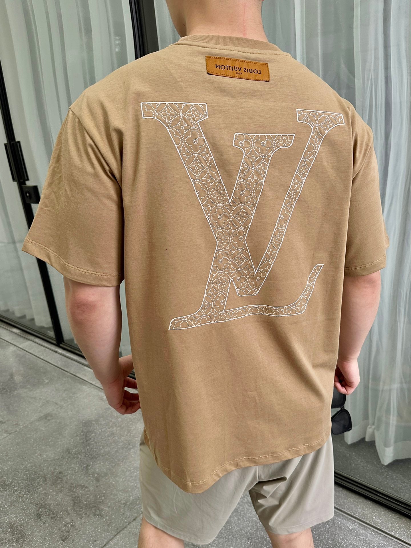 LuxluxHouse Best Quality Clothes T-shirt Louis Vuitton