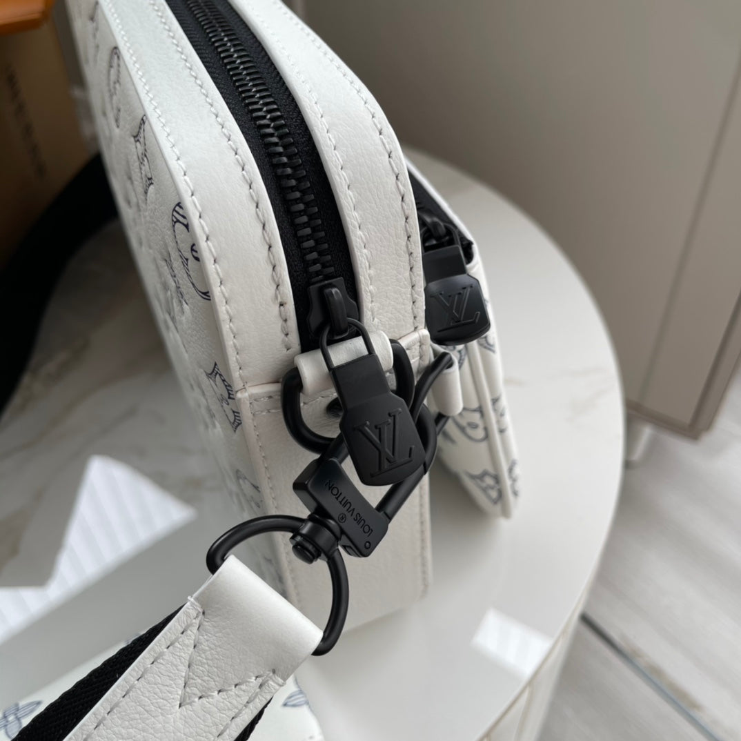 LuxluxHouse Best Quality Bags Louis Vuitton Men